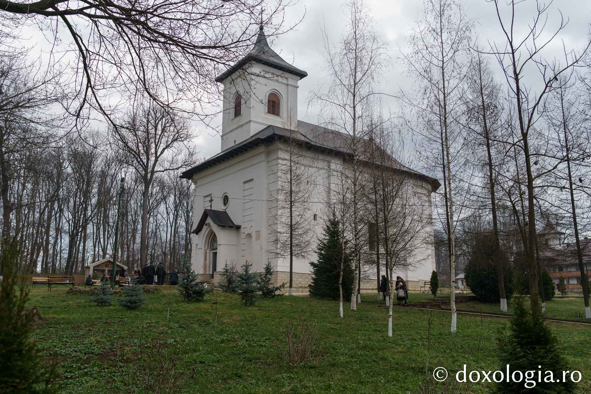 De sărbătoarea Bunei Vestiri, IPS Teofan a slujit la hramul Mănăstirii Miclăușeni