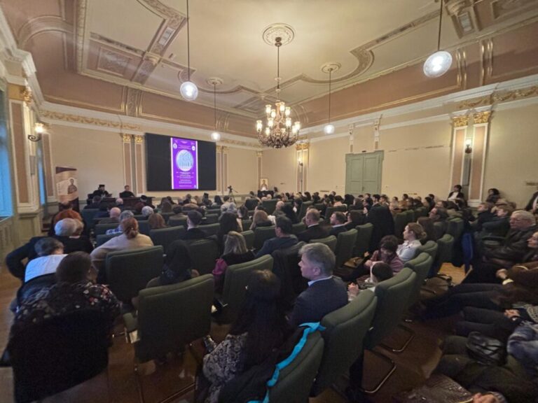 Facultatea de Teologie Ortodoxă din Arad a organizat o conferință dedicată Sfântului Ilarion Felea