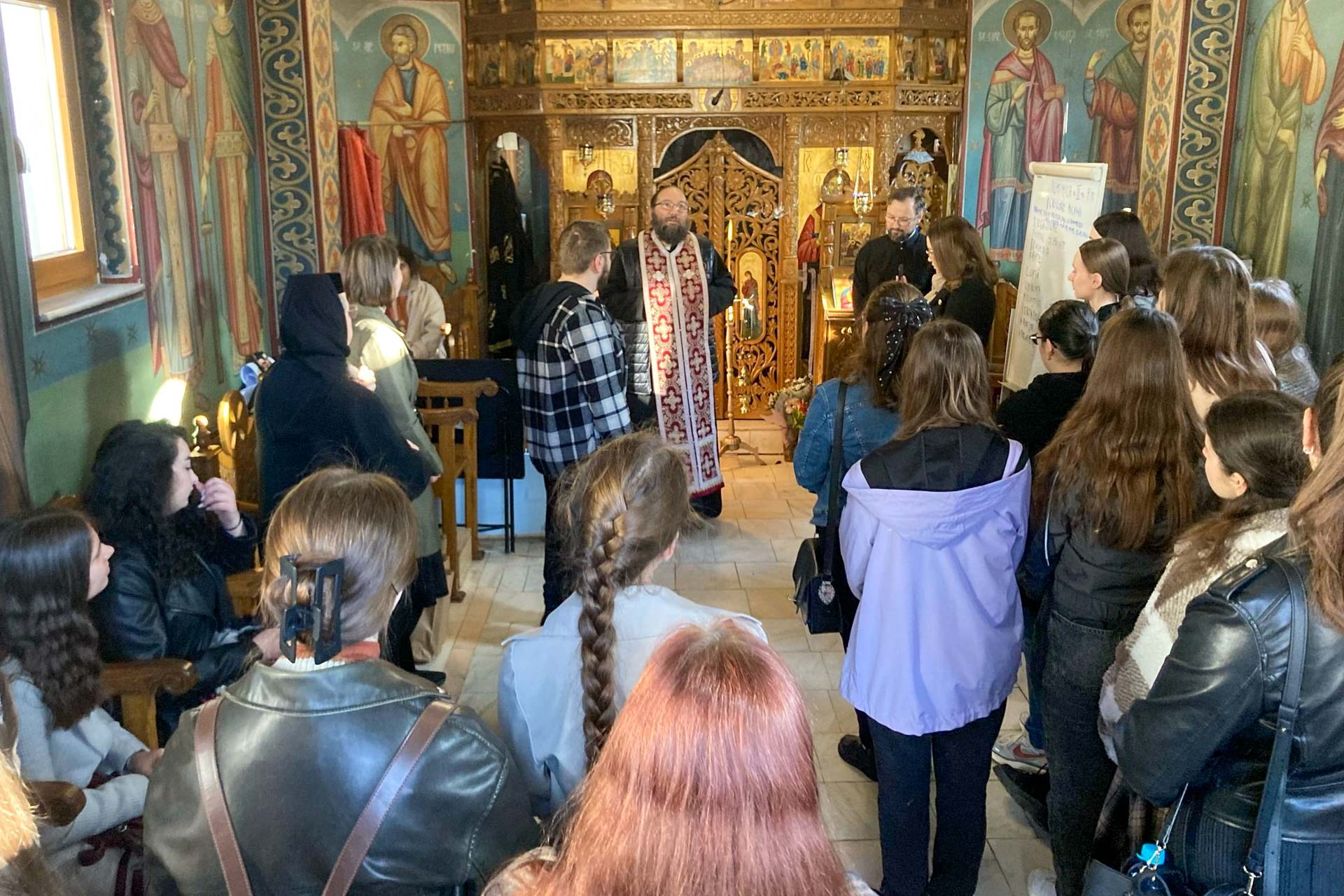 Activitate ProVita desfășurată de studenții de la Asistență Socială din cadrul Facultății de Teologie Ortodoxă din Iași