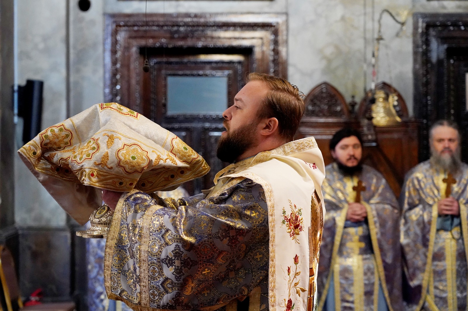 Buna Vestire la Catedrala Mitropolitană din Iași: „Să devenim și noi purtători de Dumnezeu, precum Maica Domnului, prin Sfintele Taine”