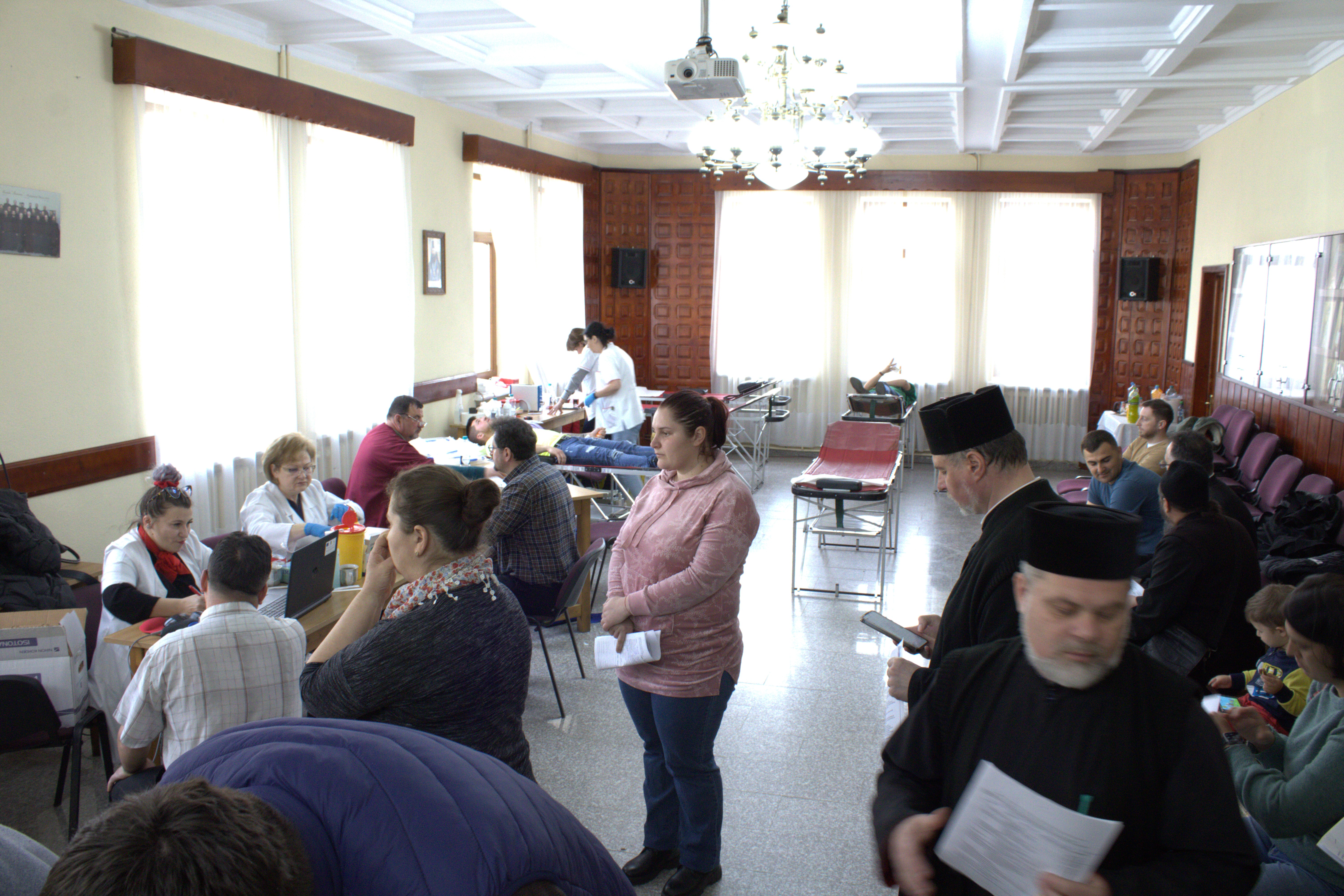 Campania „Din dragoste pentru viață, donează sânge!”, un succes încă din prima zi