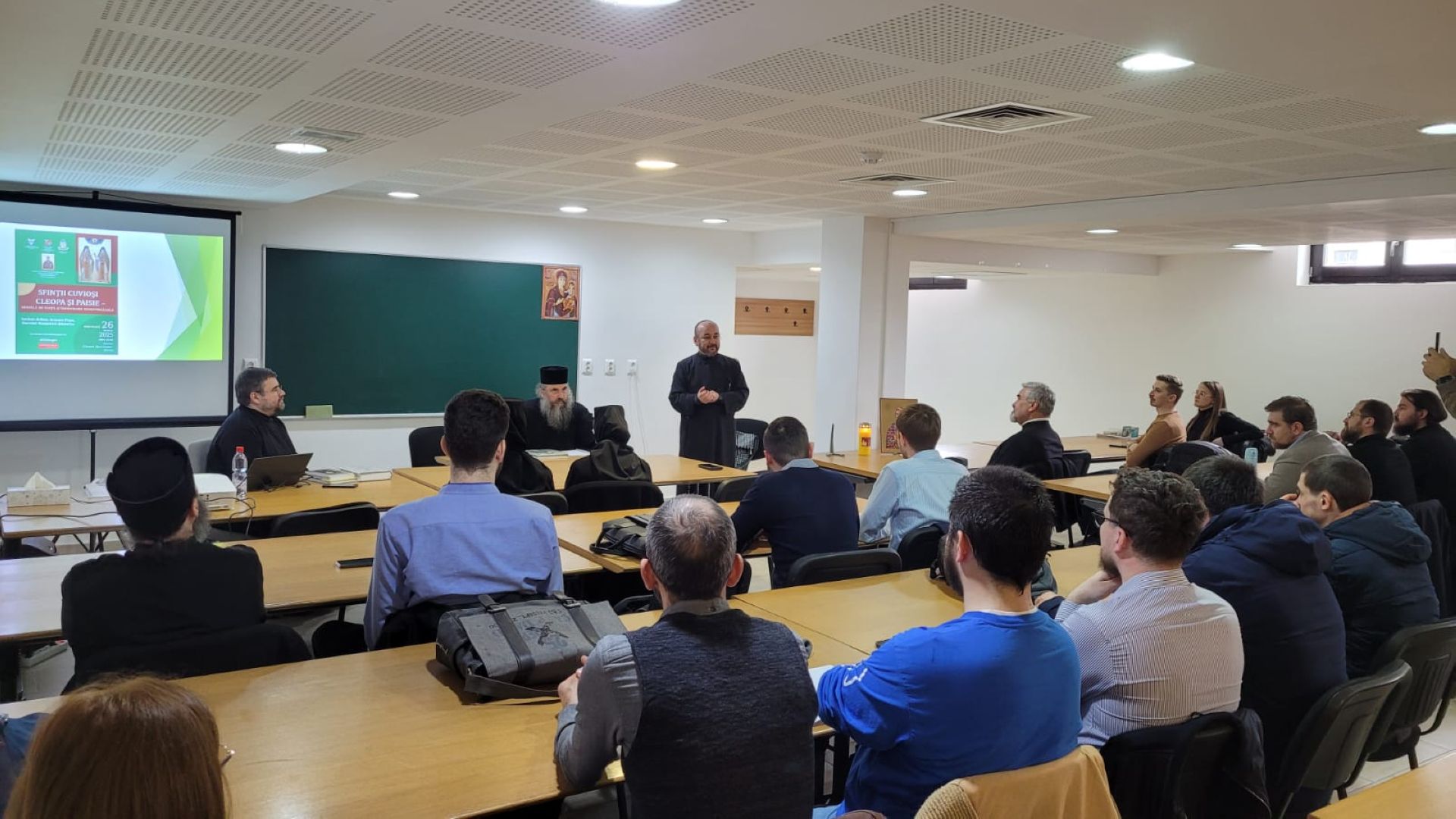 Sfinții Cuvioși Cleopa și Paisie, evocați într-o nouă întâlnire a Cercului de Spiritualitate al Facultății de Teologie Ortodoxă din Iași / Foto: Ionuț Vieru / Mihail Negru