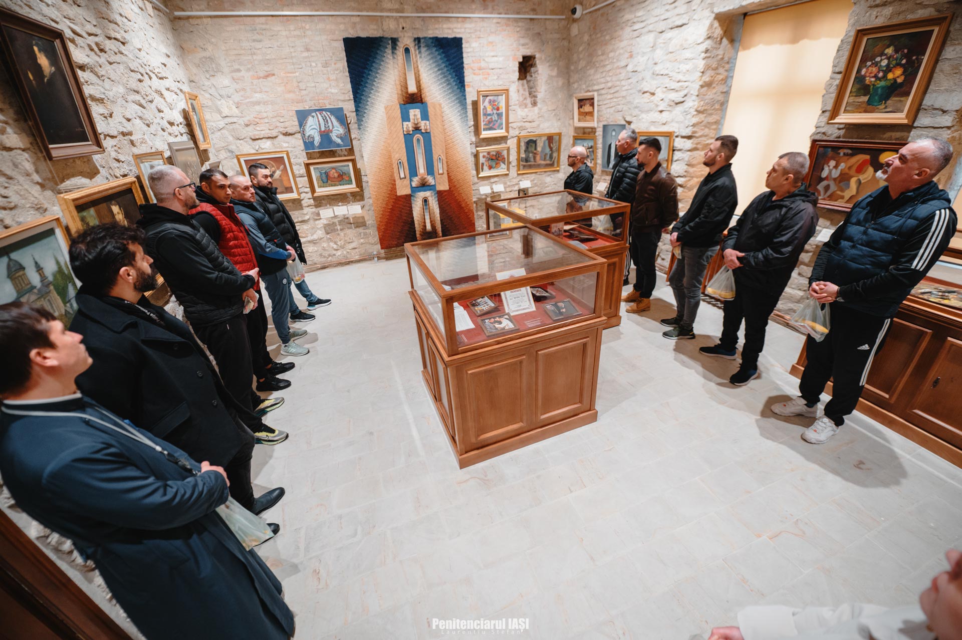 Deținuții de la Penitenciarul Iași, în vizită la Mănăstirea Frumoasa