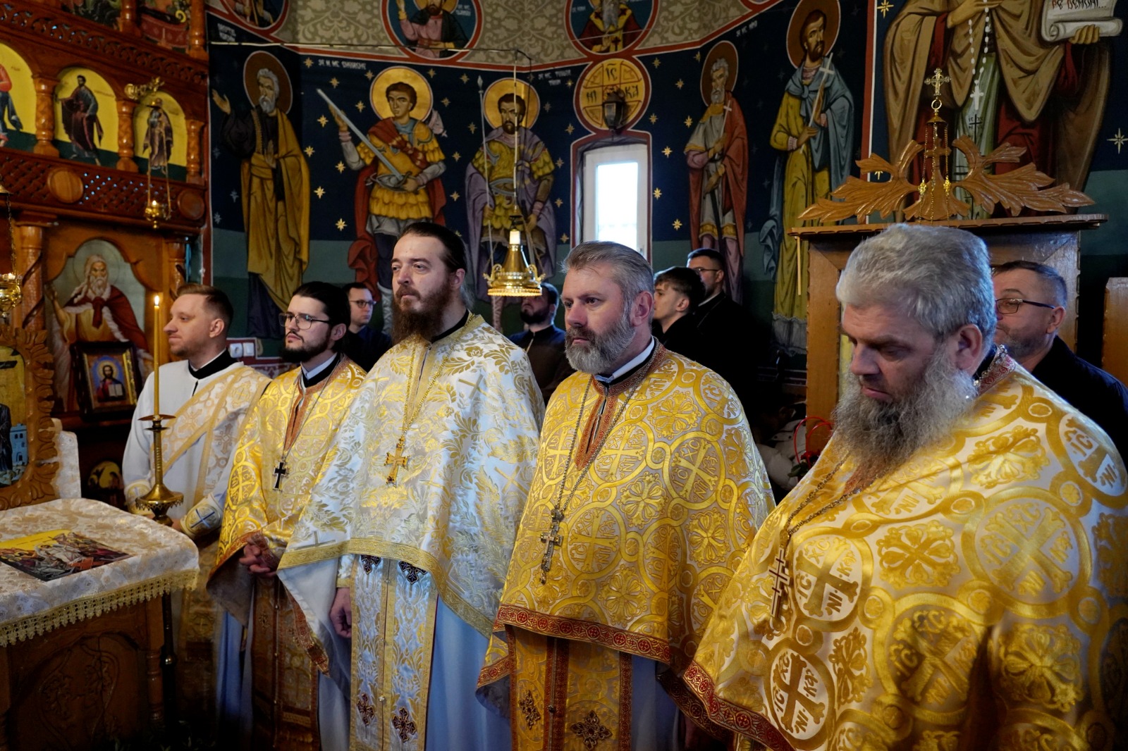 Parohia botoșăneană Manolești Vale are un nou preot paroh