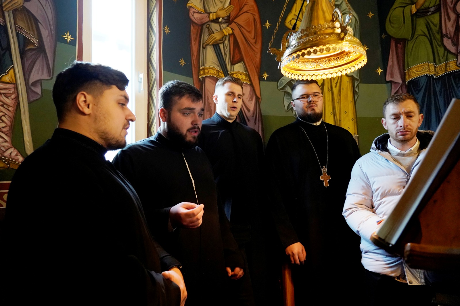 Parohia botoșăneană Manolești Vale are un nou preot paroh