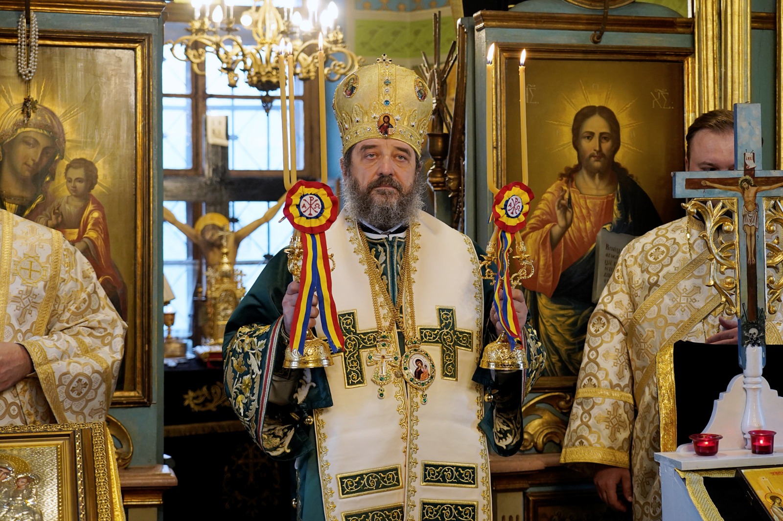 PS Nichifor Botoșăneanul, alături de medicii și pacienții Secției Pașcanu de la Spitalul Clinic de Pneumoftiziologie din Iaşi