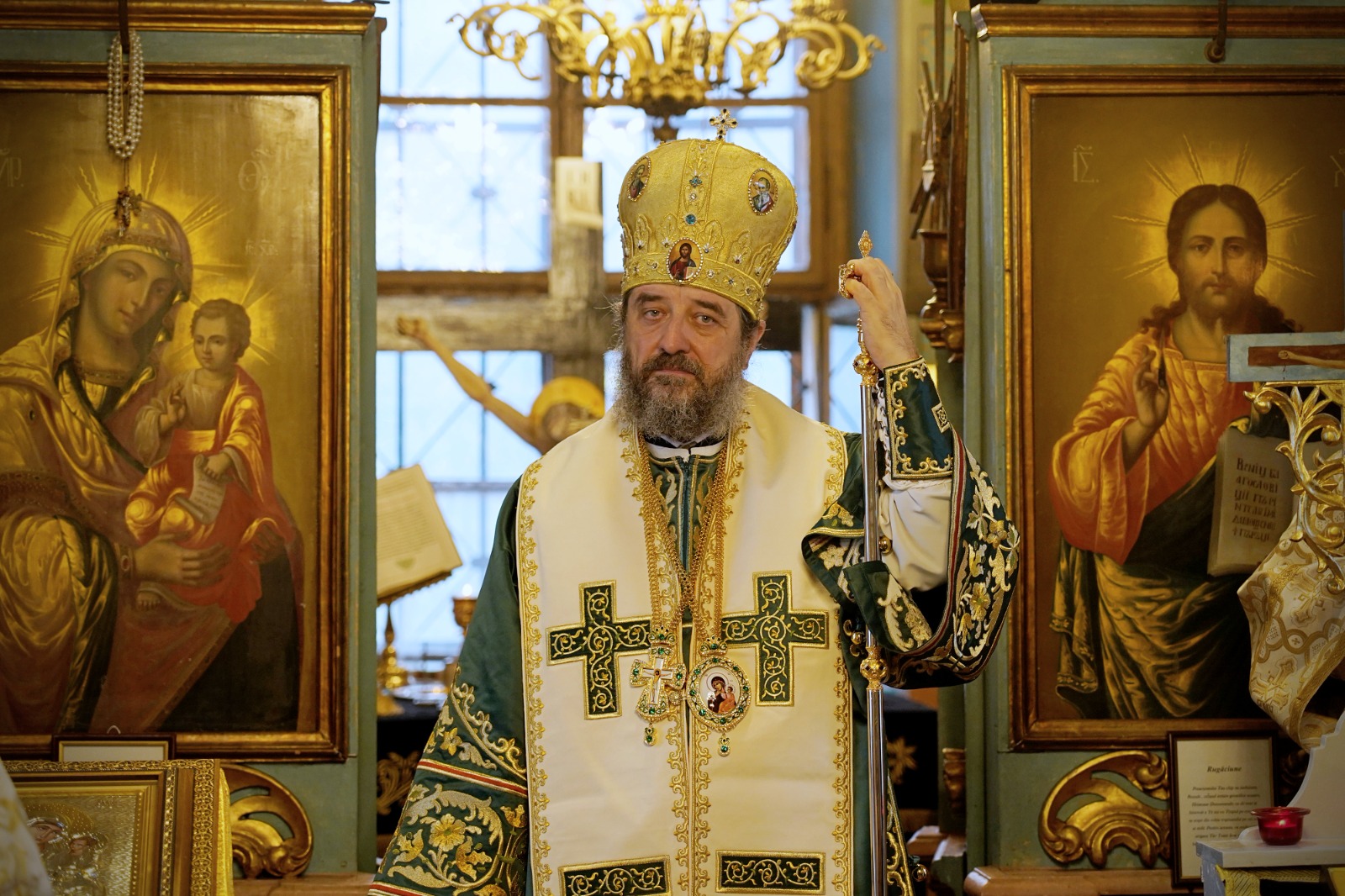 PS Nichifor Botoșăneanul, alături de medicii și pacienții Secției Pașcanu de la Spitalul Clinic de Pneumoftiziologie din Iaşi