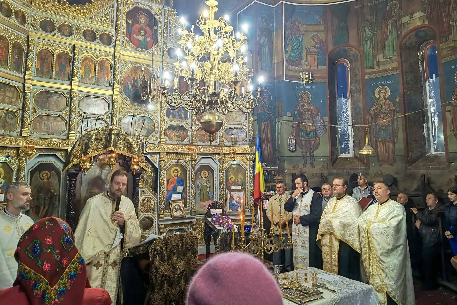 Seară duhovnicească dedicată Lunii pentru Viață la Parohia „Sfânta Treime” – Covasna Seară duhovnicească dedicată Lunii pentru Viață la Parohia „Sfânta Treime” – Covasna