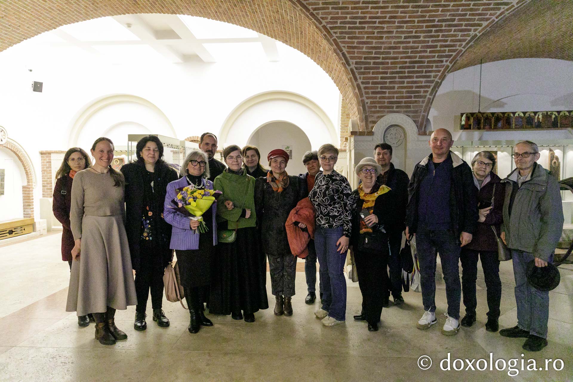 Muzeul Mitropolitan din Iași a inaugurat expoziția „Crucii Tale ne închinăm, Stăpâne, și sfântă Învierea Ta o lăudăm și o slăvim”