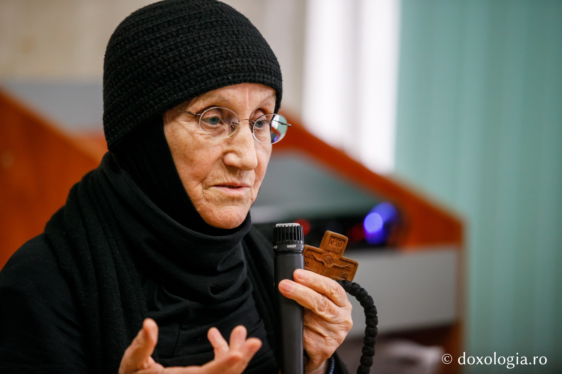 (Audio) Maica Siluana - Nu avem răbdare pentru că nu avem dragoste