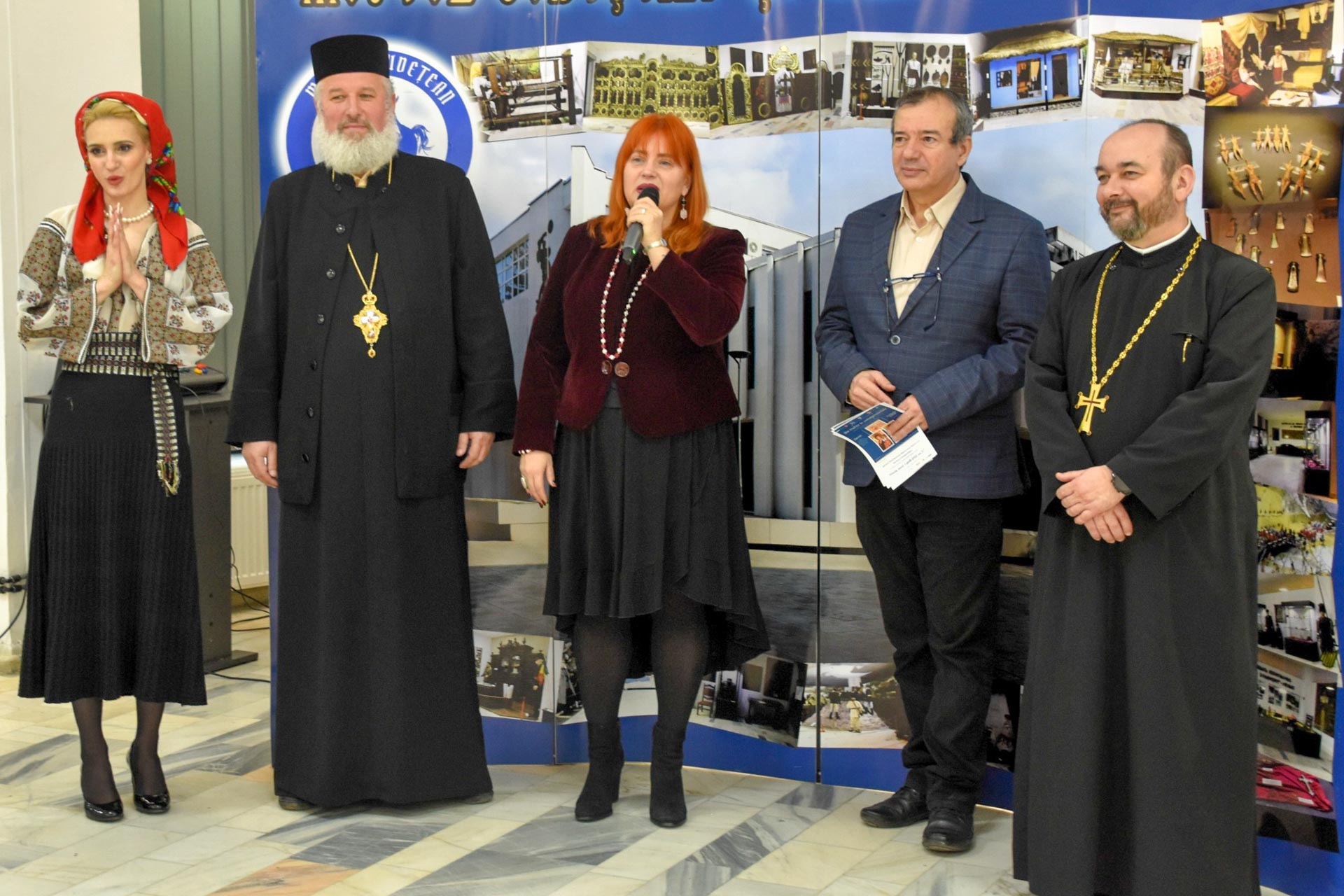 „Din tradiție în contemporaneitate”: Expoziție de artă sacră la Muzeul Județean Vaslui