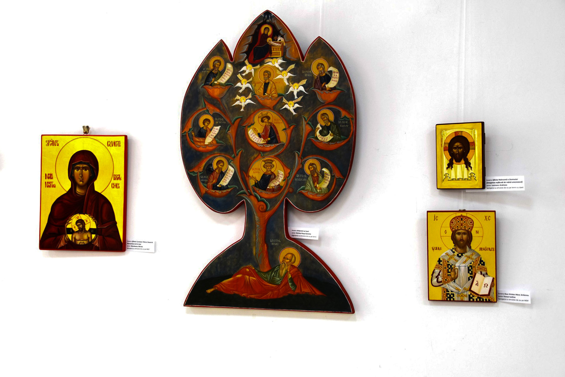 „Din tradiție în contemporaneitate”: Expoziție de artă sacră la Muzeul Județean Vaslui