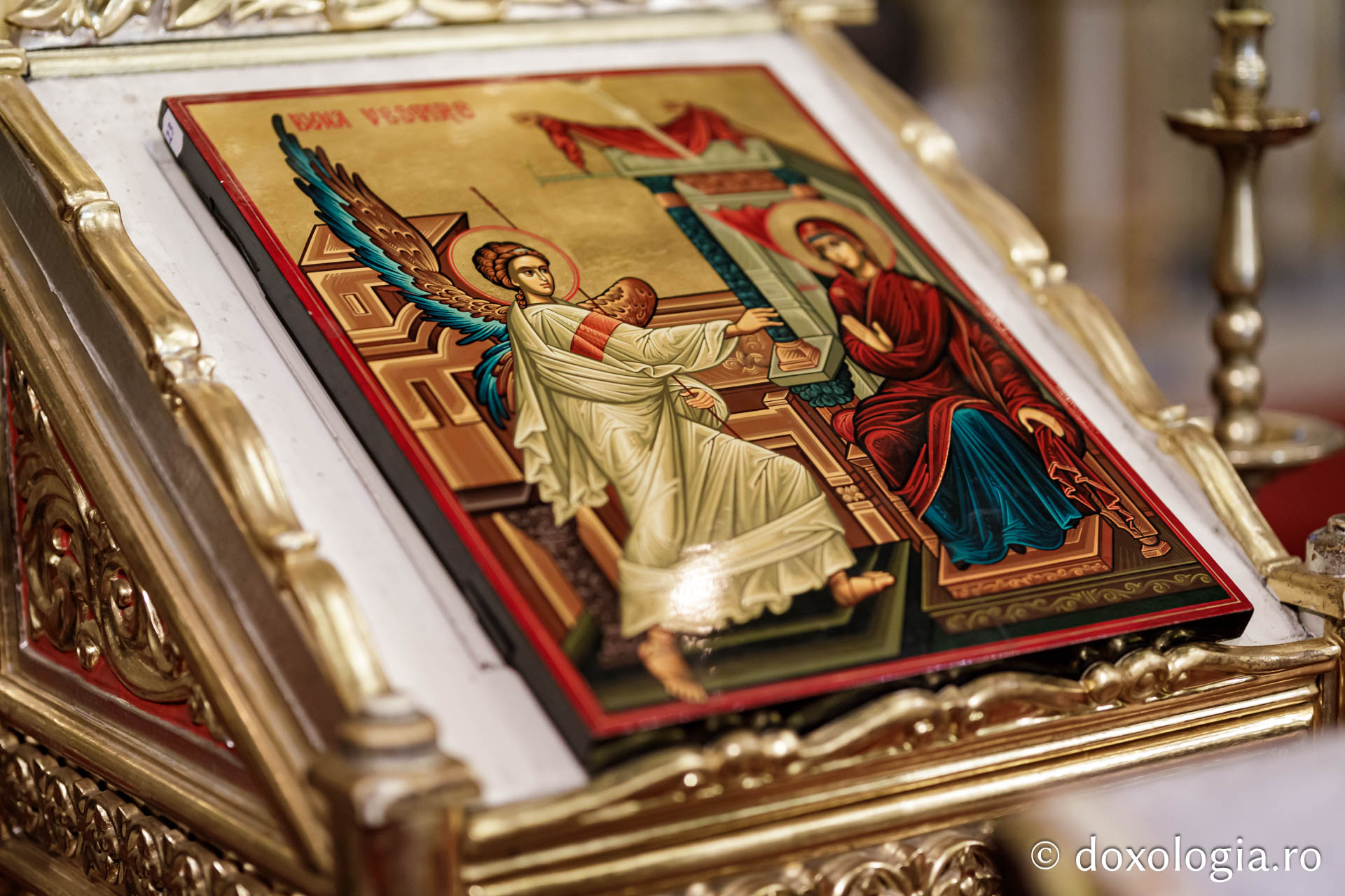 Zeci de ieșeni au participat la Denia Acatistului Bunei Vestiri, oficiată la Catedrala Mitropolitană din Iași