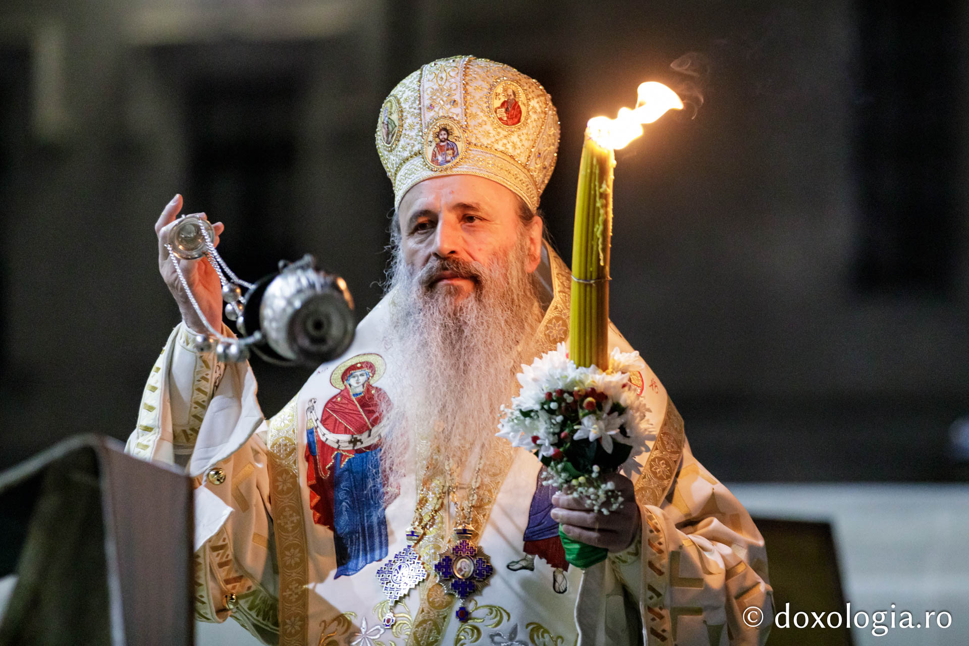 Noaptea Învierii la Catedrala Mitropolitană din Iași