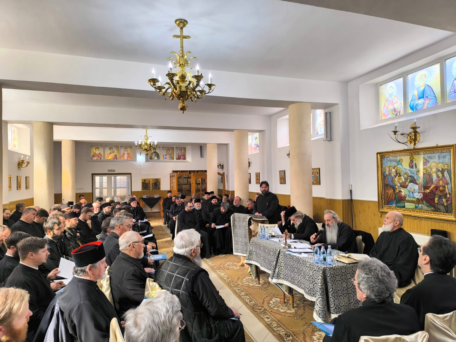 IPS Teofan, alături de clericii din Protopopiatul Piatra Neamț, la conferința semestrială de primăvară