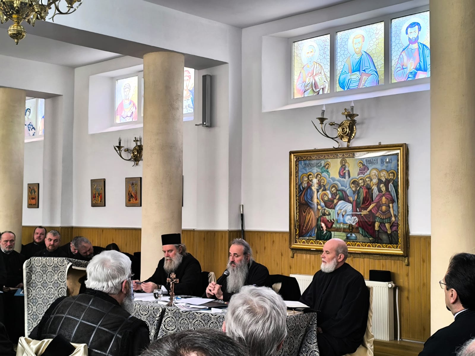 IPS Teofan, alături de clericii din Protopopiatul Piatra Neamț, la conferința semestrială de primăvară
