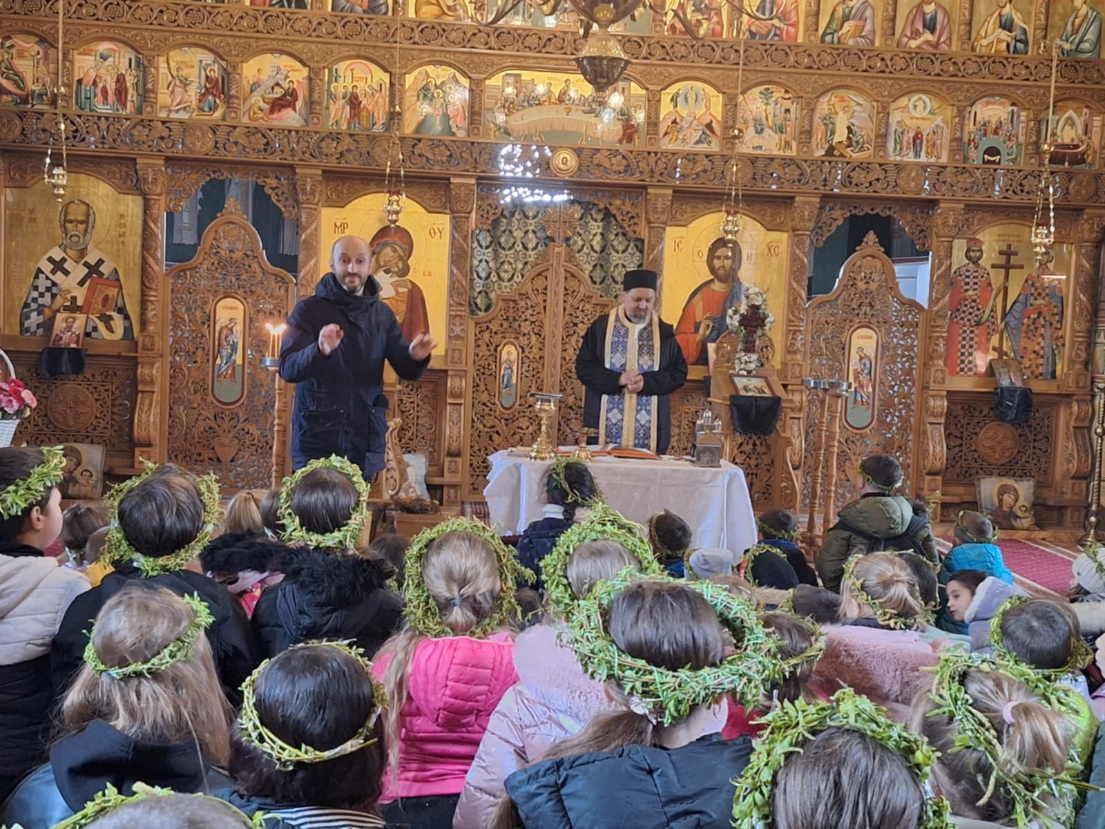 „Urcuș spre Înviere”, lecție pentru elevii Școlii „Alexandru Ioan Cuza” din Ruginoasa