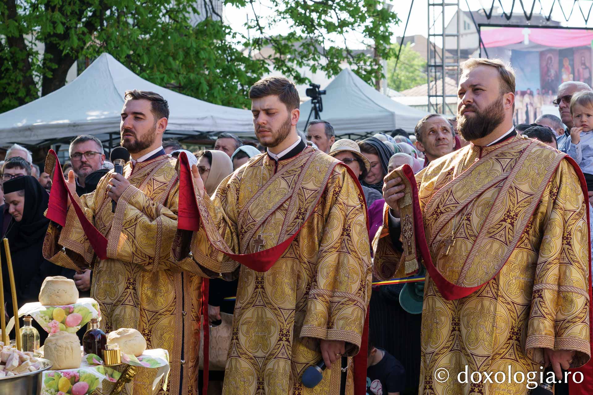 Botoșaniul în rugăciune: Moaștele Sfântului Gheorghe Pelerinul, purtate pe străzile orașului