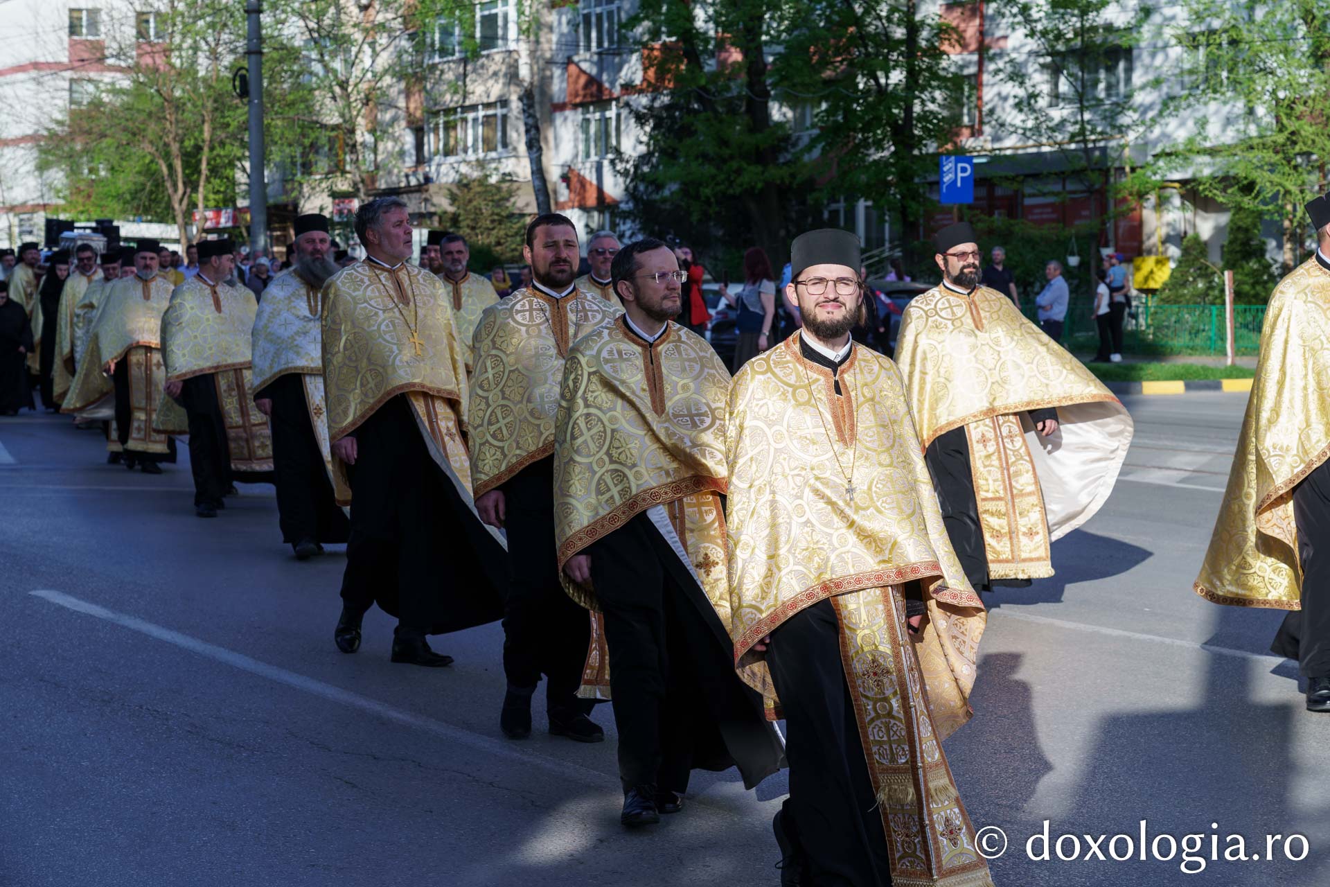 Botoșaniul în rugăciune: Moaștele Sfântului Gheorghe Pelerinul, purtate pe străzile orașului