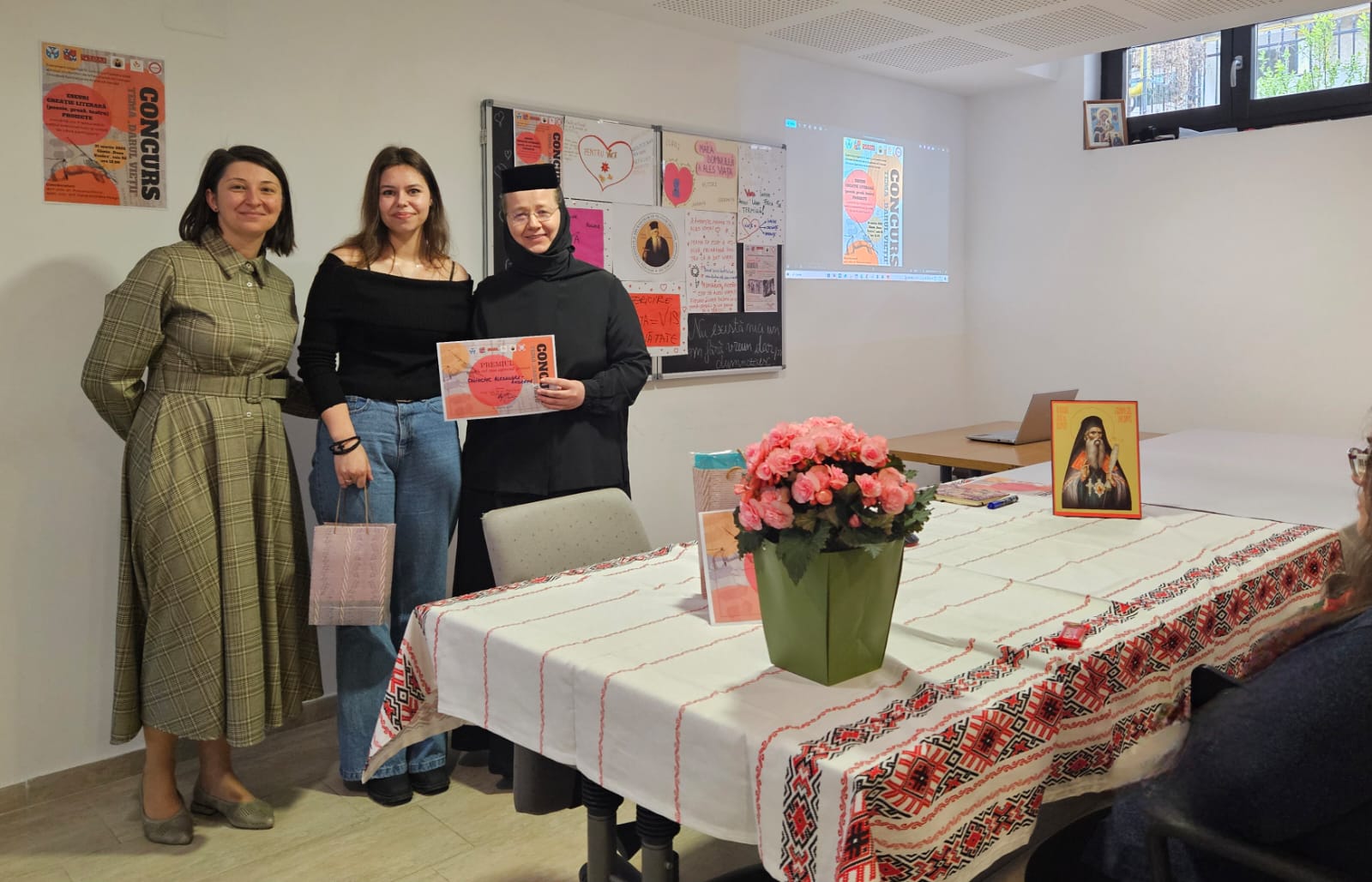 „Darul Vieții” – Un concurs de creație literară pentru studenții specializării Asistență Socială a Facultății de Teologie Ortodoxă