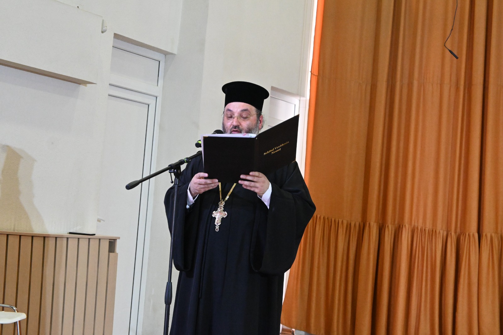 Concert caritabil la Vânători-Neamț