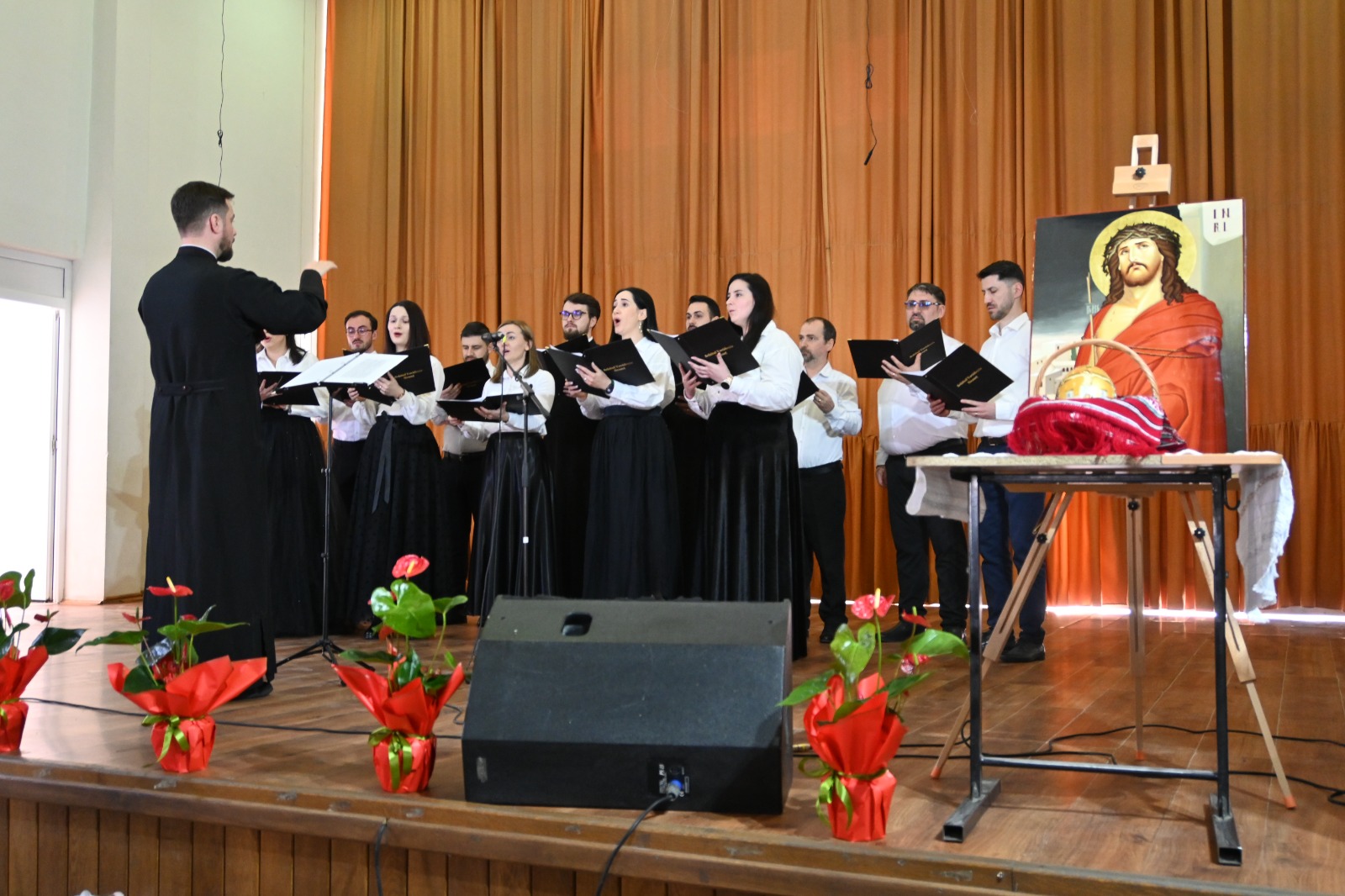 Concert caritabil la Vânători-Neamț