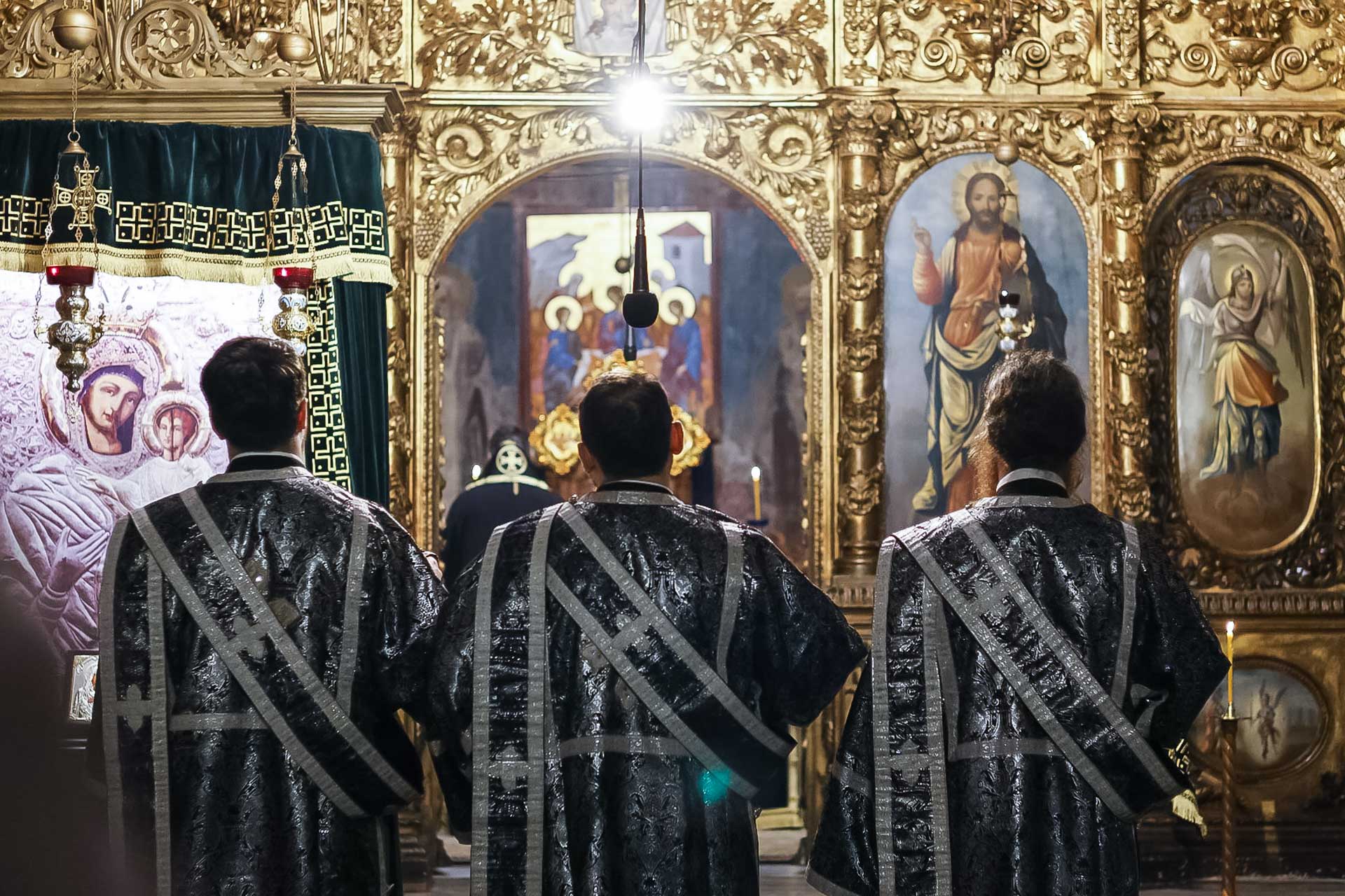 Denia Canonului cel Mare, oficiată la Mănăstirea Frumoasa din Iași de Preasfințitul Părinte Nichifor Botoșăneanul