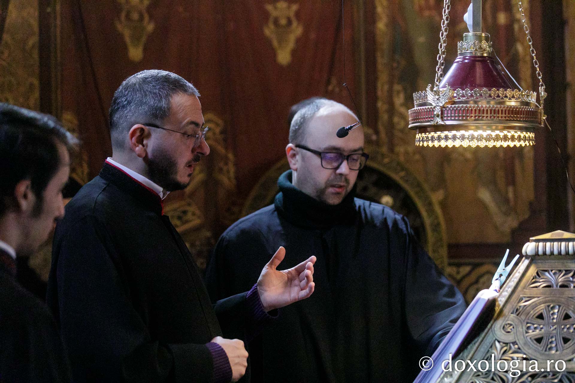 Preasfințitul Părinte Nichifor Botoșăneanul a săvârșit Denia din Sfânta și Marea Marți la Mănăstirea „Sfinții Trei Ierahi” din Iași