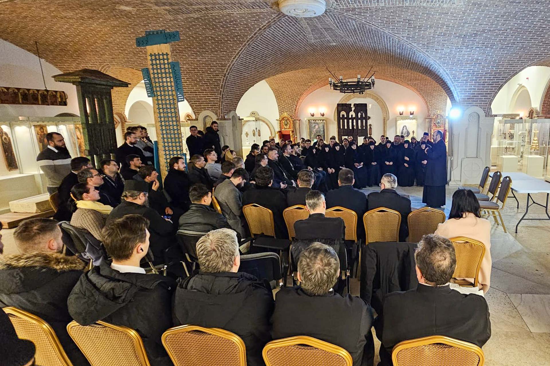 Conexiuni academice și duhovnicești: Două zile de parteneriat între extensiunea din Chișinău și Facultatea de Teologie Ortodoxă din Iași