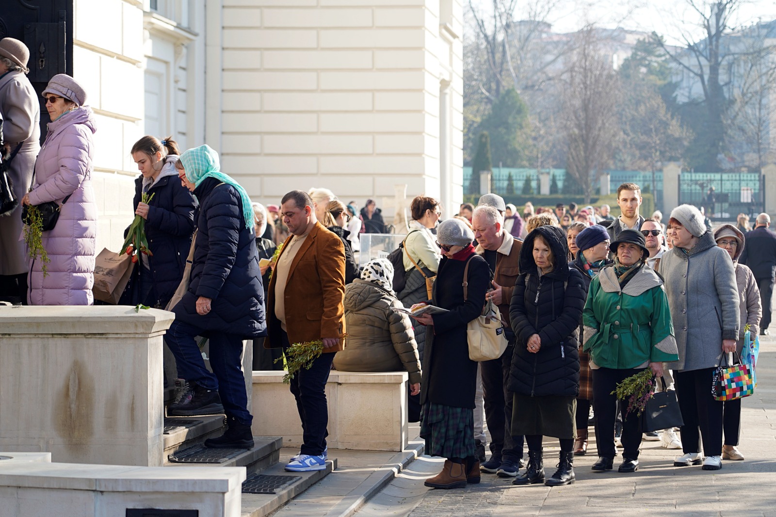 Sărbătoarea Floriilor la Iași: „Zi de bucurie, pentru că se prefigurează Taina Învierii lui Hristos, izvorul vieții veșnice”
