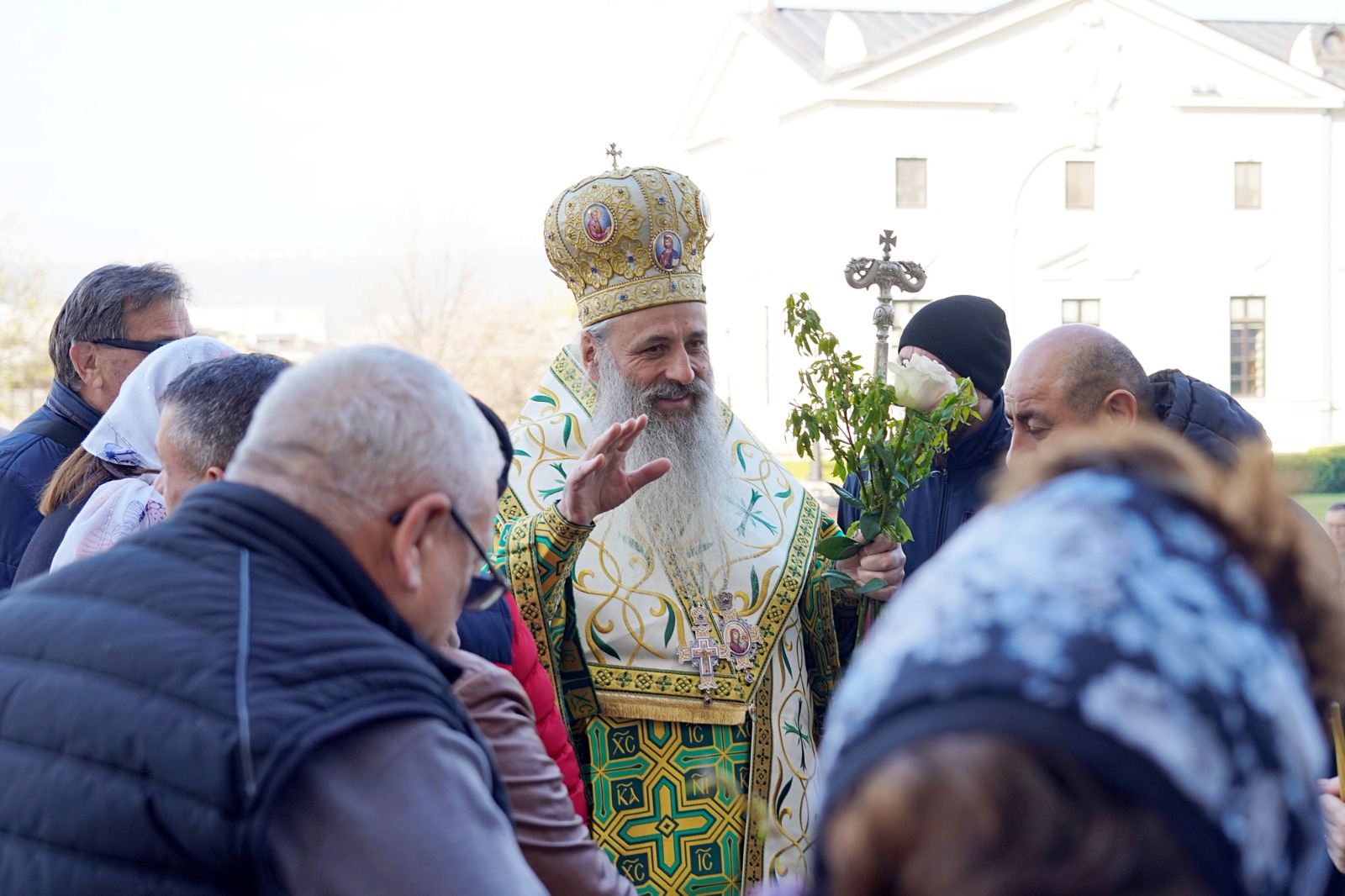 Sărbătoarea Floriilor la Iași: „Zi de bucurie, pentru că se prefigurează Taina Învierii lui Hristos, izvorul vieții veșnice”