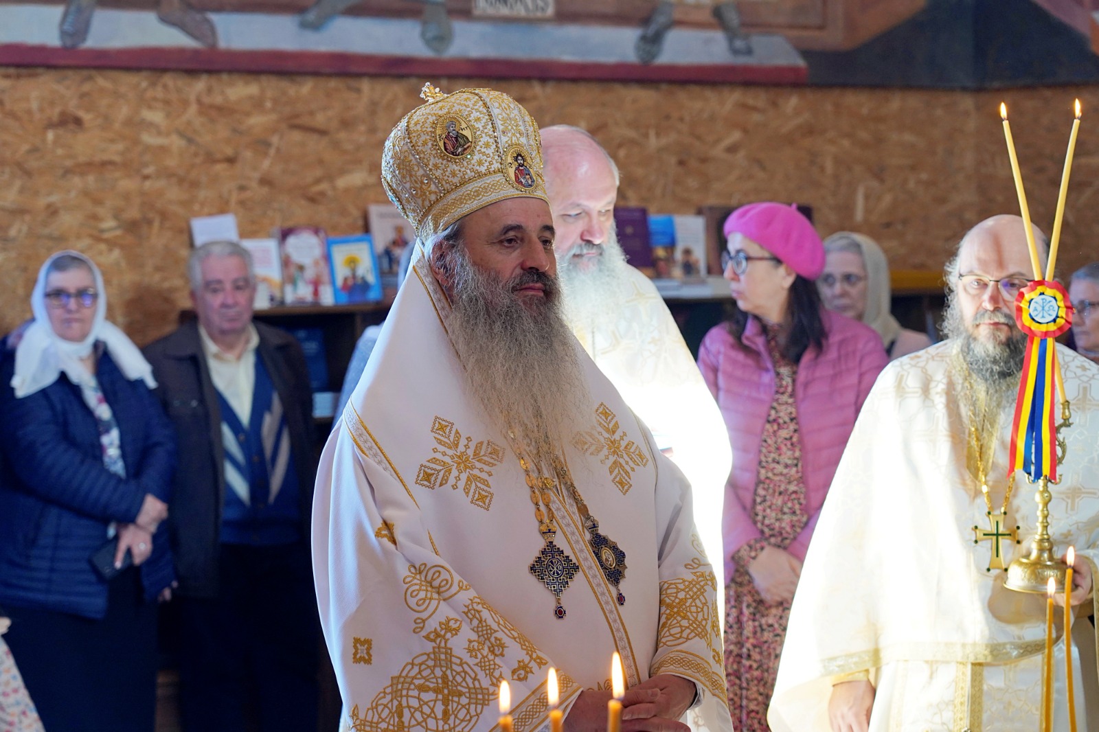 Liturghie baptismală și hirotonie de diacon, în a treia zi de Paște, la Parohia „Sfântul Maxim Mărturisitorul” Copou – Iași