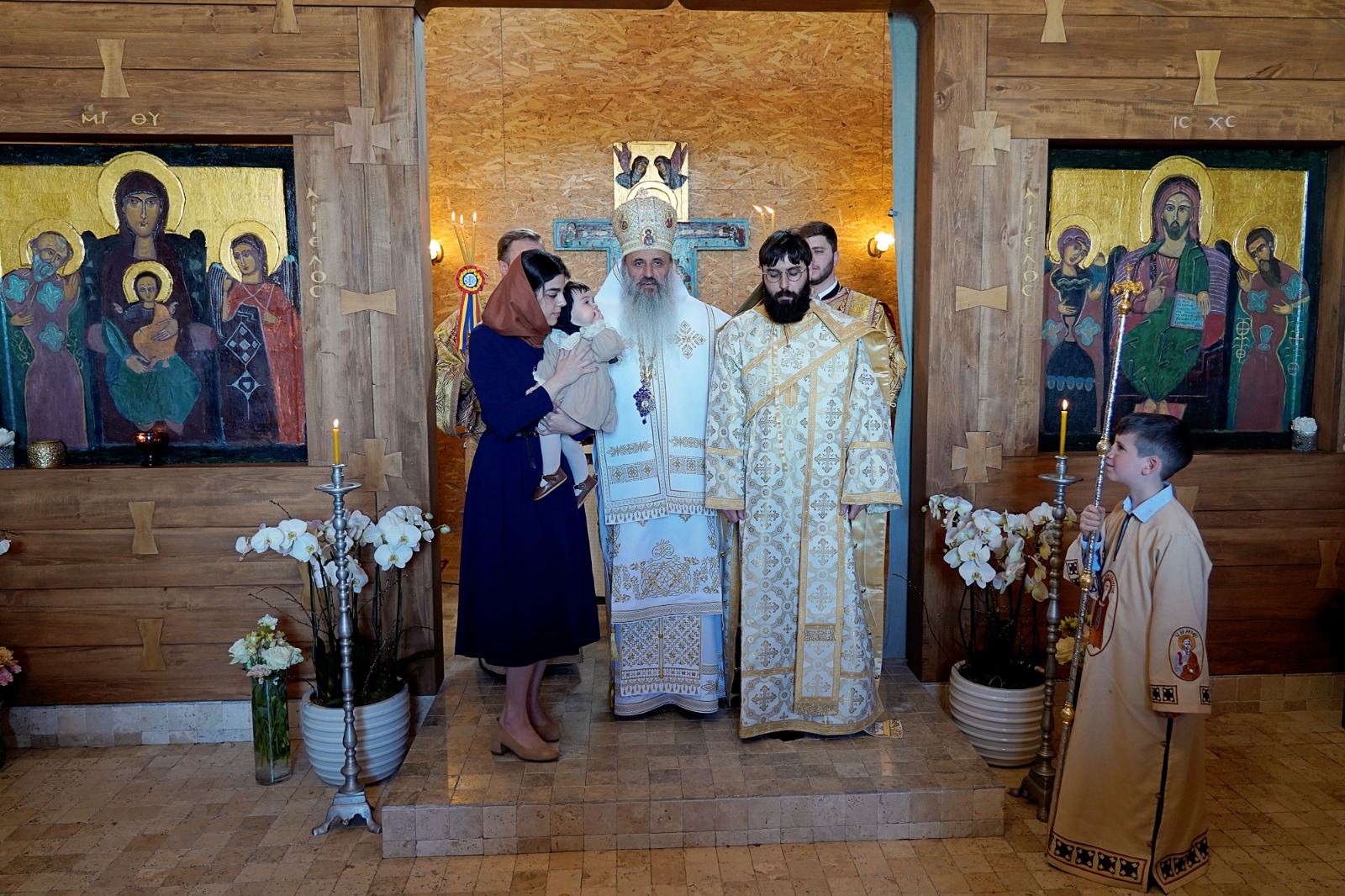 Liturghie baptismală și hirotonie de diacon, în a treia zi de Paște, la Parohia „Sfântul Maxim Mărturisitorul” Copou – Iași