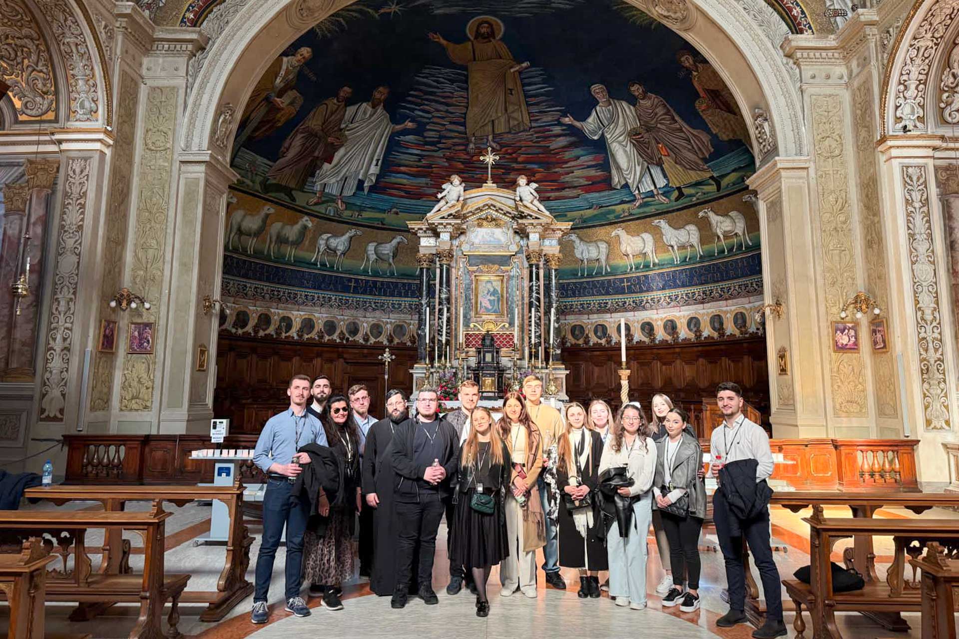 Pelerinaj la Roma al studenților Facultății de Teologie Ortodoxă din Iași