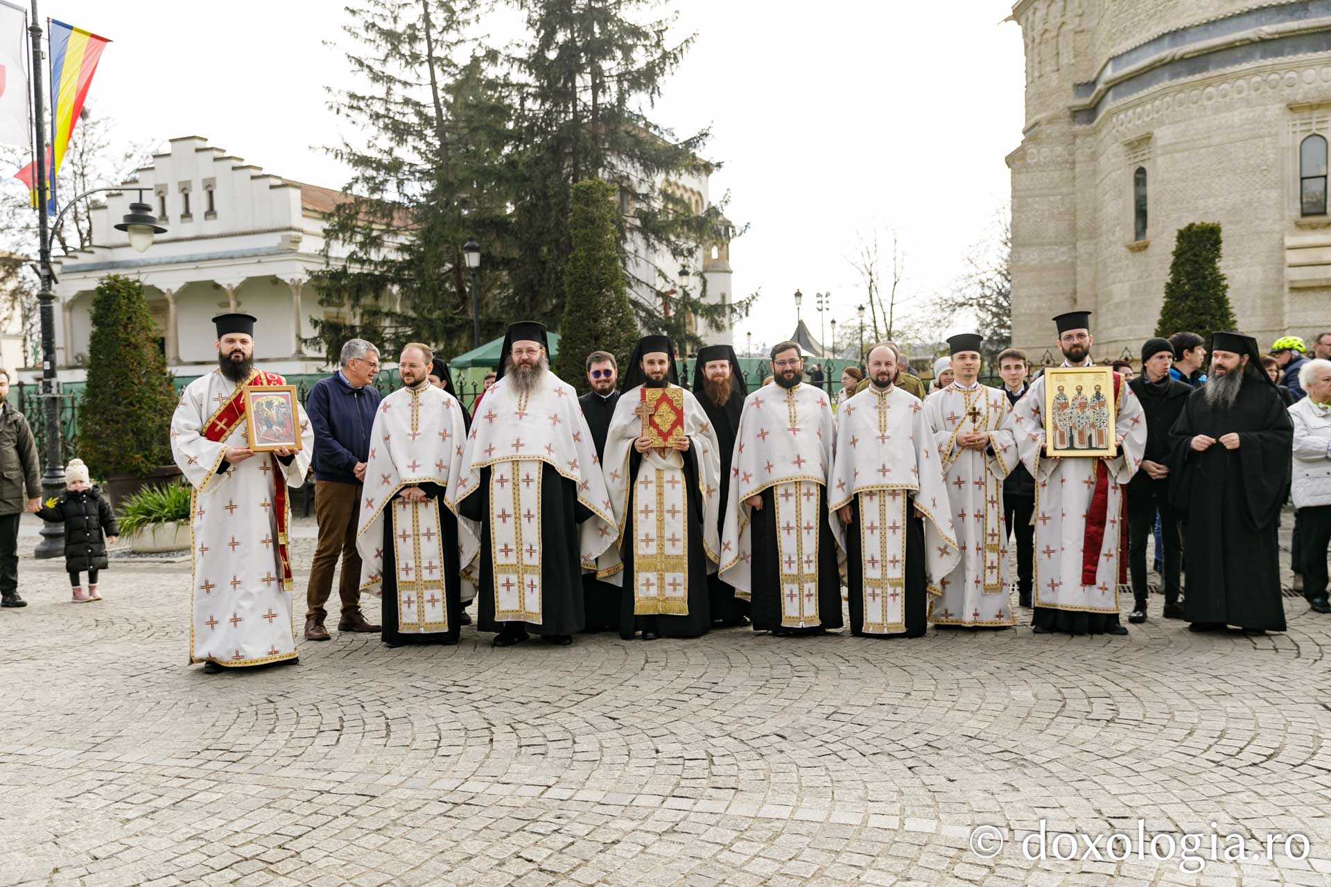 Aproximativ 2000 de credincioși au participat la Procesiunea de Florii din Iași