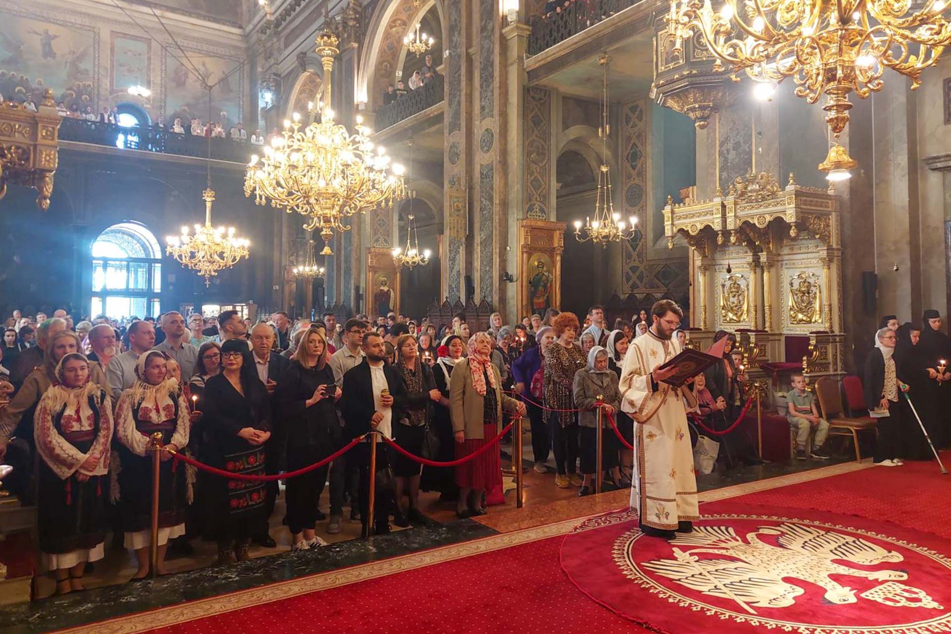 Slujba Vecerniei Învierii, săvârșită la Catedrala Mitropolitană din Iași