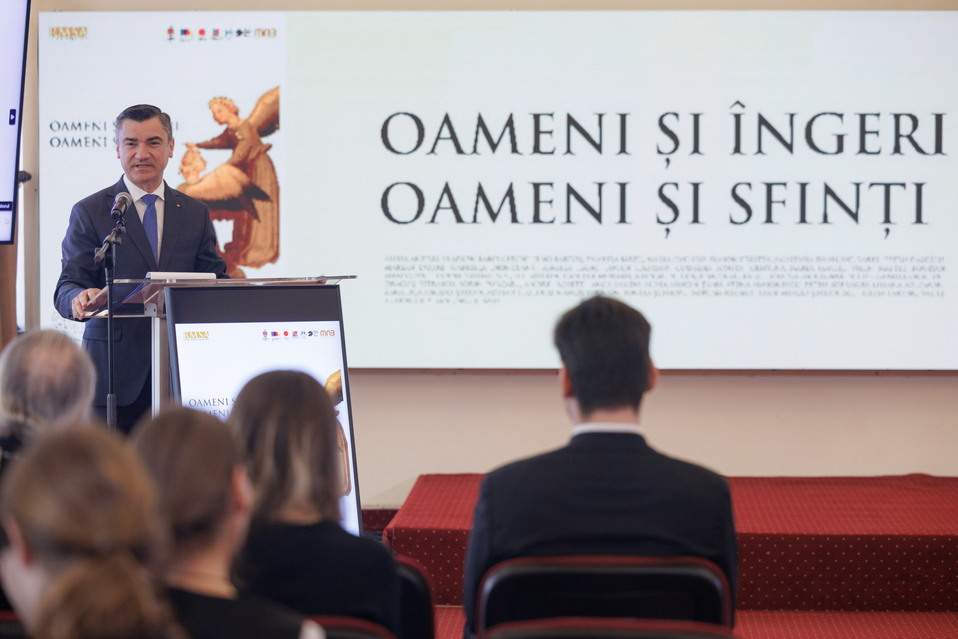 Vernisajul expoziţiei „Oameni şi îngeri. Oameni şi sfinţi”, un dialog între artă şi spiritualitate, găzduit la Iaşi