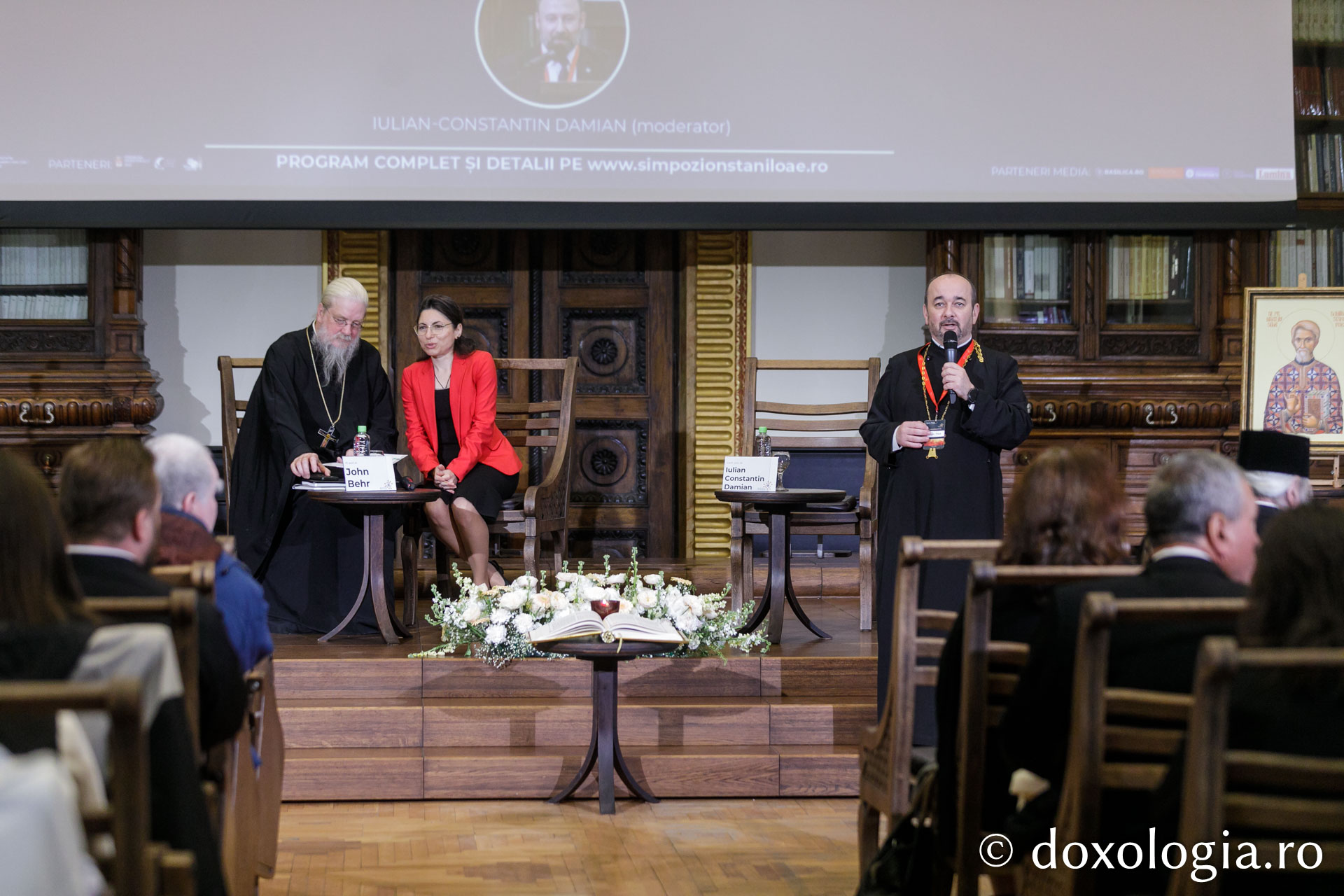 Ziua a doua a Simpozionului „Dumitru Stăniloae” – Teologi români și străini în dialog duhovnicesc / Foto: Pr. Silviu Cluci Ziua a doua a Simpozionului „Dumitru Stăniloae” – Teologi români și străini în dialog duhovnicesc