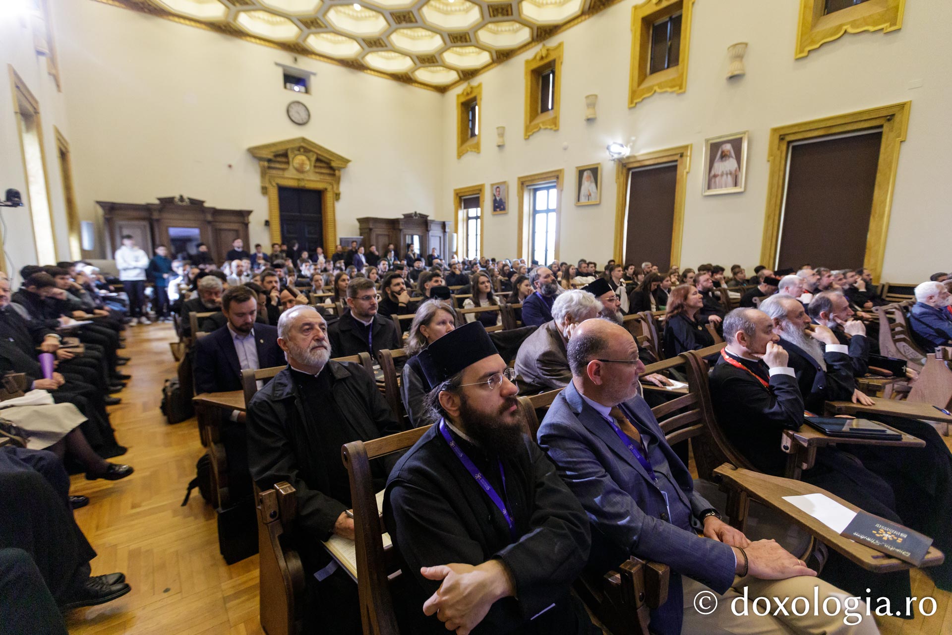 Ziua a doua a Simpozionului „Dumitru Stăniloae” – Teologi români și străini în dialog duhovnicesc