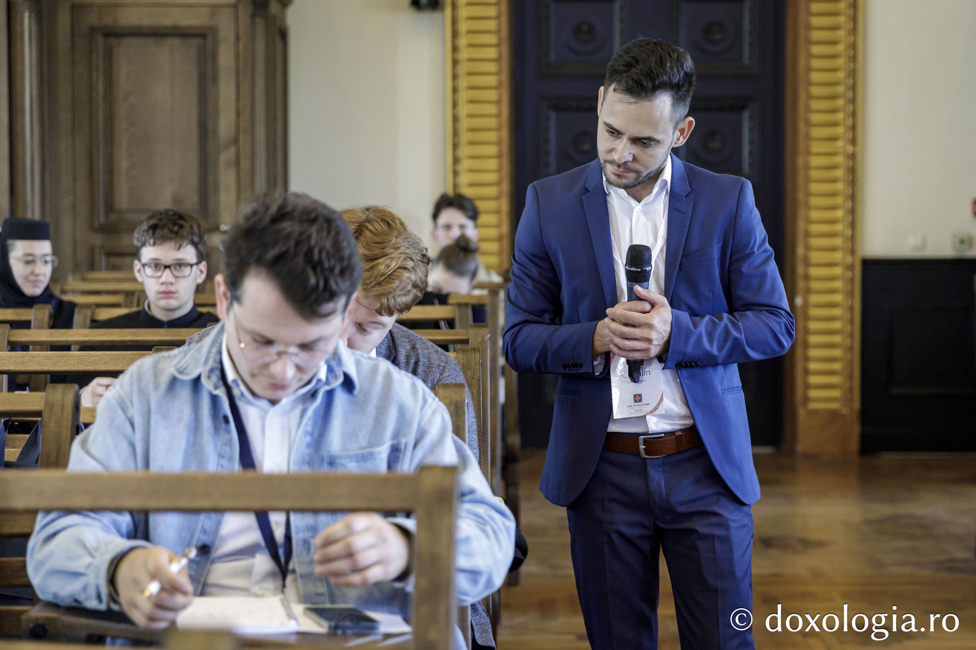 Ziua a doua a IBMF 2025 a debutat cu atelierul de compoziție susținut de dr. Cătălin Cernătescu