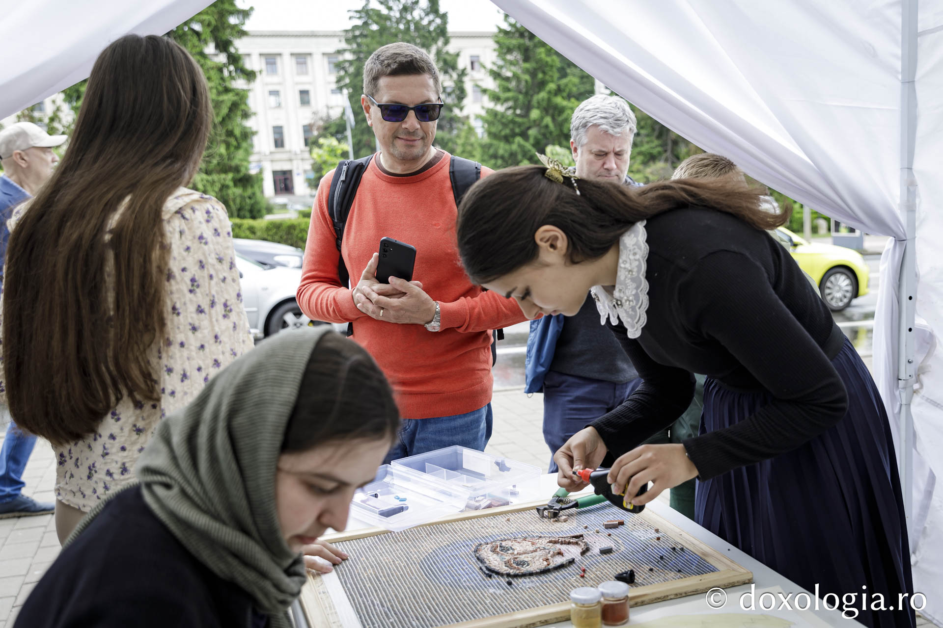 Atelierul de mozaic și pictură Eikon a deschis cea de-a treia zi a IBMF 2025