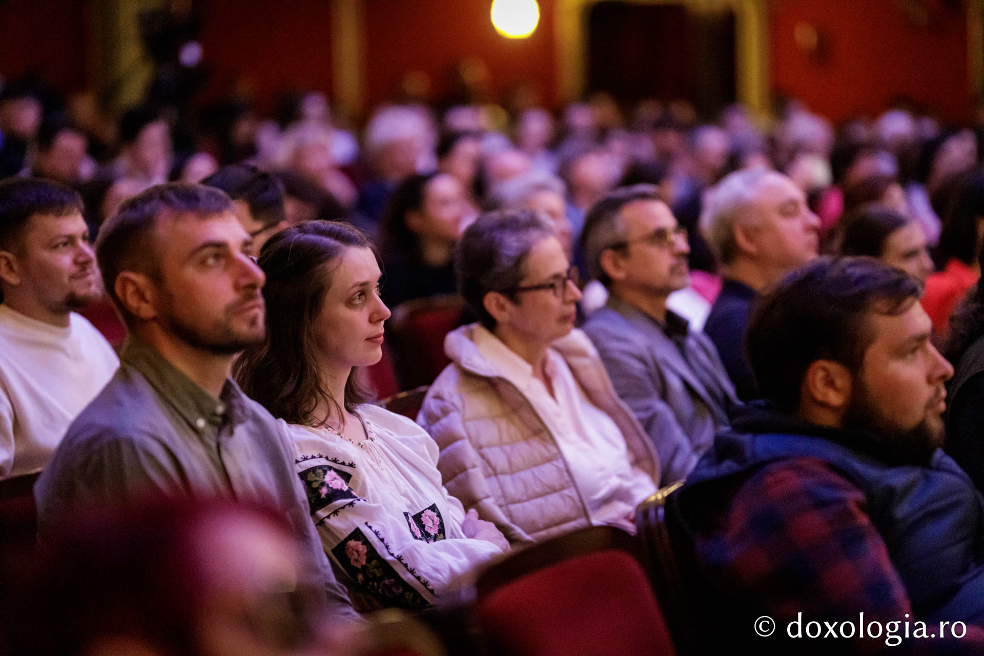 Cel de-al doilea concert IBMF, la Teatrul Național din Iași: „Am pășit pentru o clipă la strana Bisericii cele Mari din Constantinopol, Sfânta Sofia”