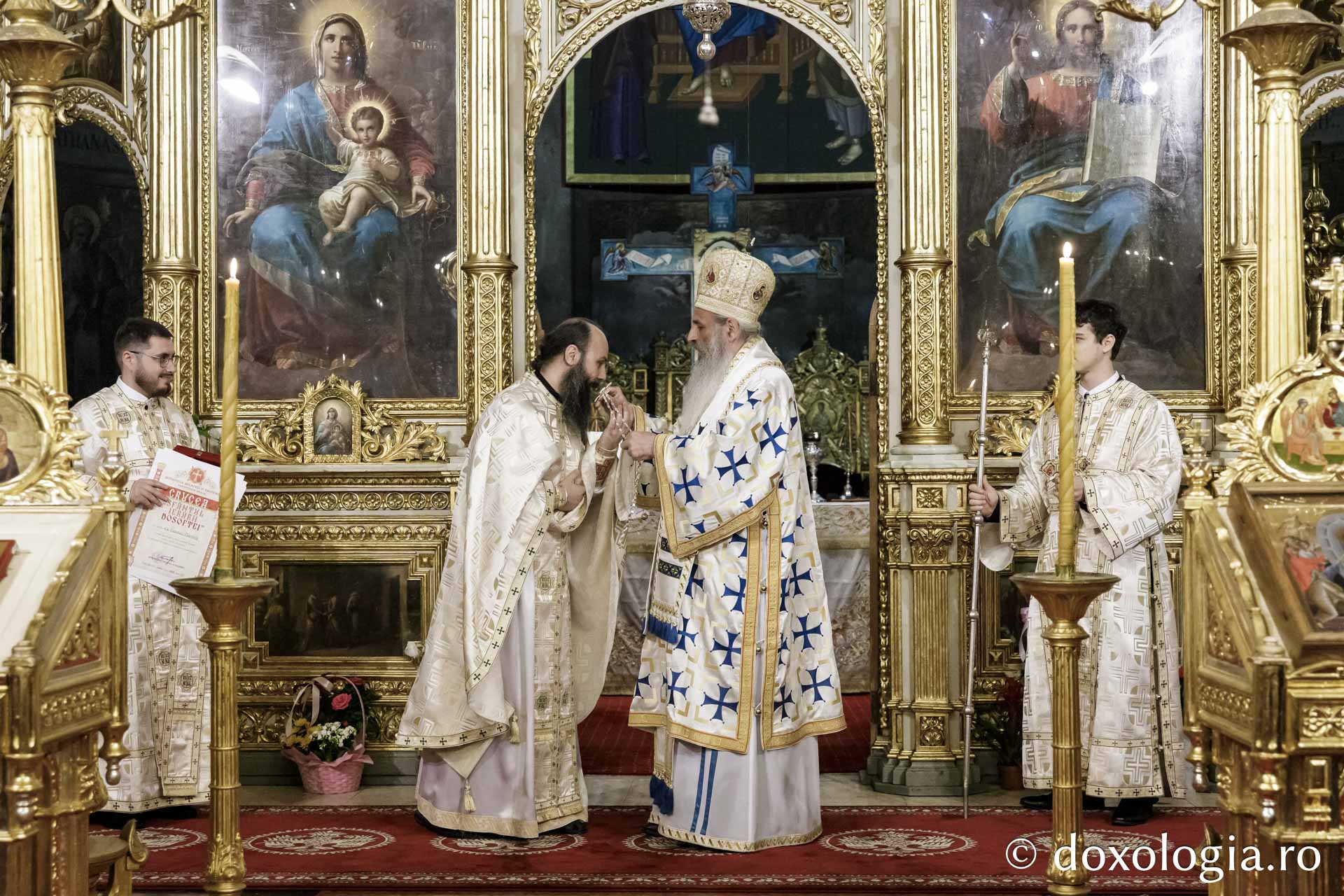 Liturghie arhierească în ultima zi a ediției a VIII-a a IBMF