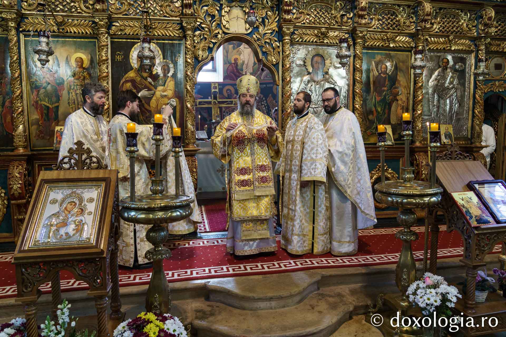 Peste 500 de tineri au participat la Întâlnirea anuală a tinerilor din protopopiatele ieșene / Foto: Mihail Vrăjitoru Peste 500 de tineri au participat la Întâlnirea anuală a tinerilor din protopopiatele ieșene