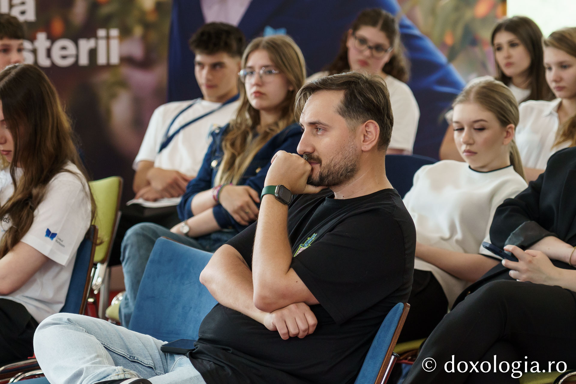 Dialog și inspirație la Superkids: Patricia Brohanschi și Alex Dima, invitații unei întâlniri de suflet cu tinerii