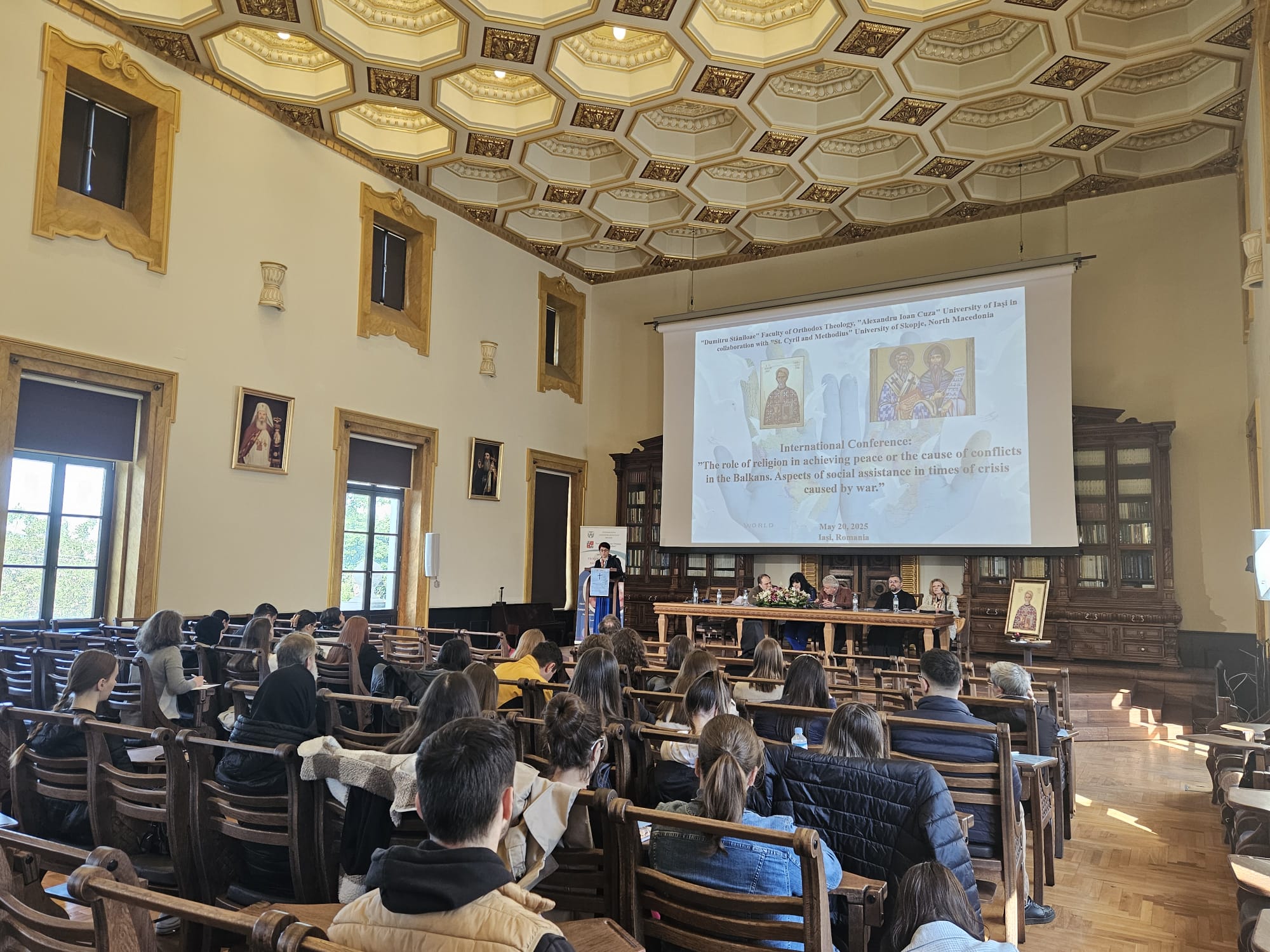Conferința „Rolul religiei în realizarea păcii sau cauza conflictelor în Balcani”, organizată de  Facultatea de Teologie Ortodoxă Specializarea Asistență Socială