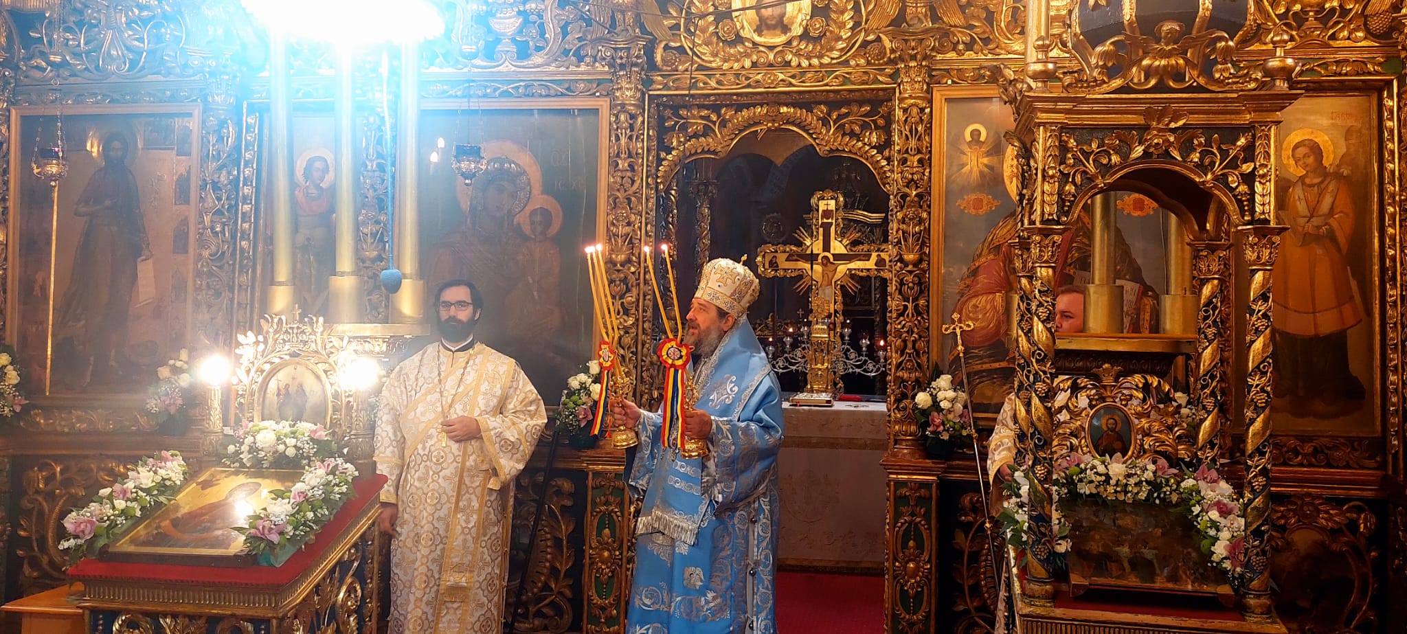 Slujbă arhierească la hramul Mănăstirii Golia: „Domnul însuși nu a luat trupul omenesc doar pentru o vreme, doar până la înălțarea Sa la Ceruri, ci în veșnicie rămâne unit cu omul”