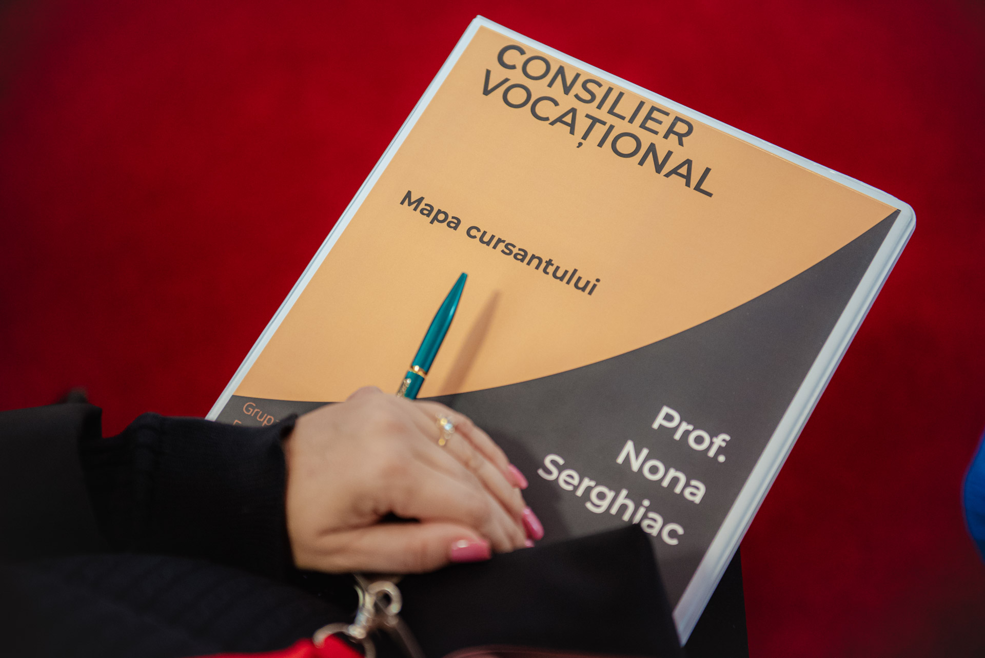 Arhiepiscopia Iașilor sprijină formarea consilierilor vocaționali în rândul profesorilor