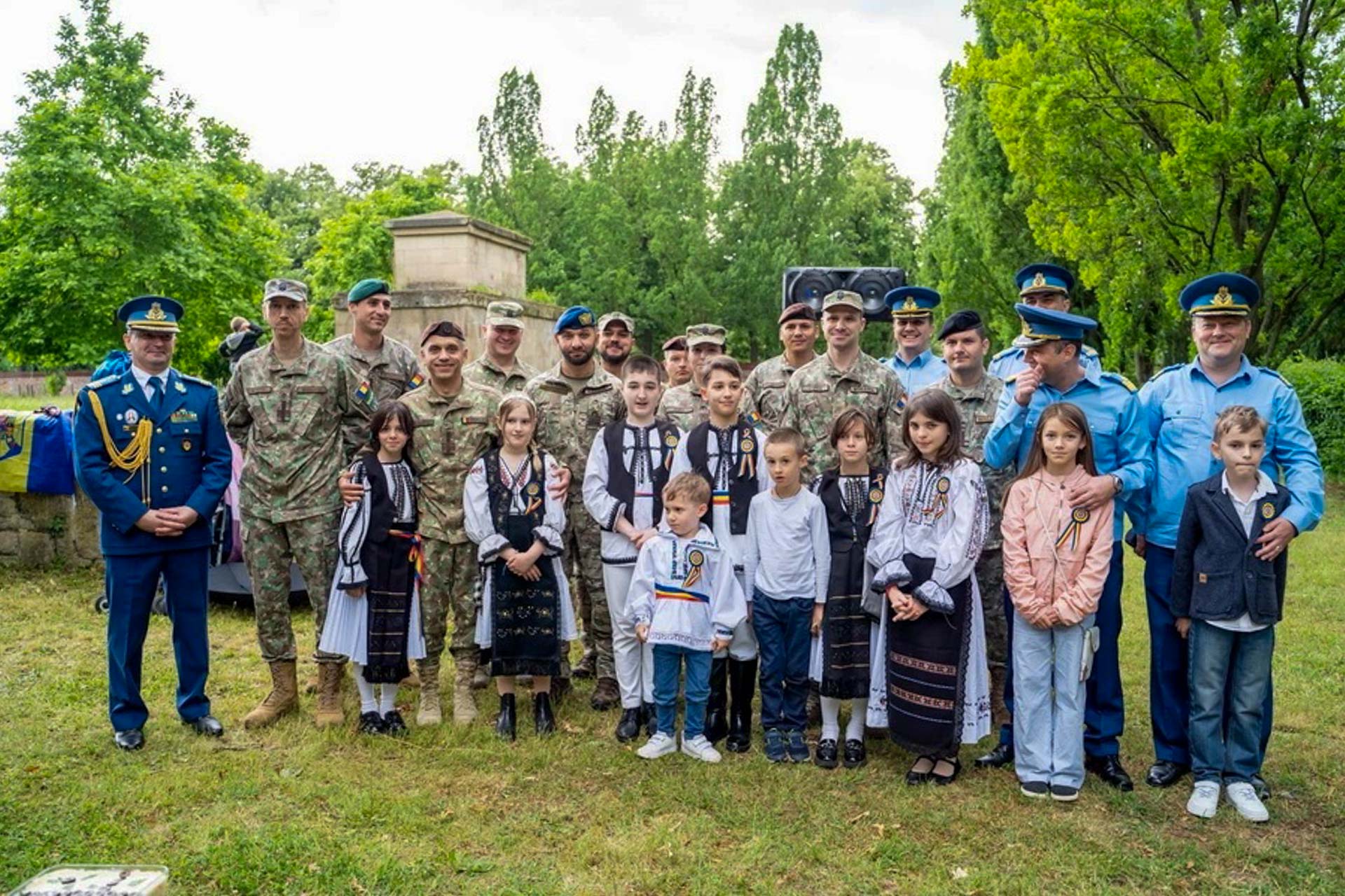 Cinstirea eroilor români, de praznicul Înălțării Domnului, în cimitirele militare din Germania și Austria