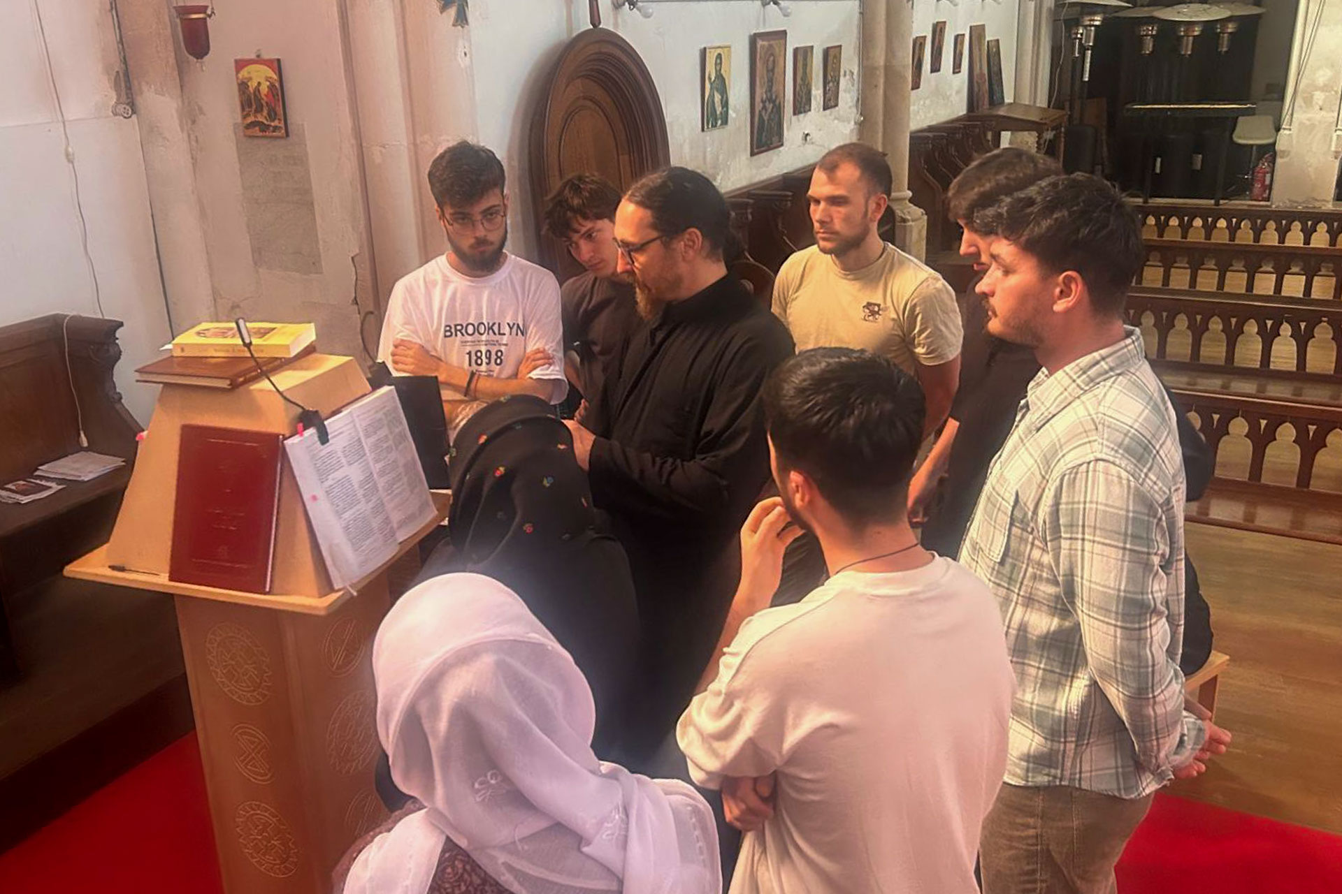 Cursuri de muzică psaltică și tipic bisericesc la Mănăstirea Godoncourt din Franța